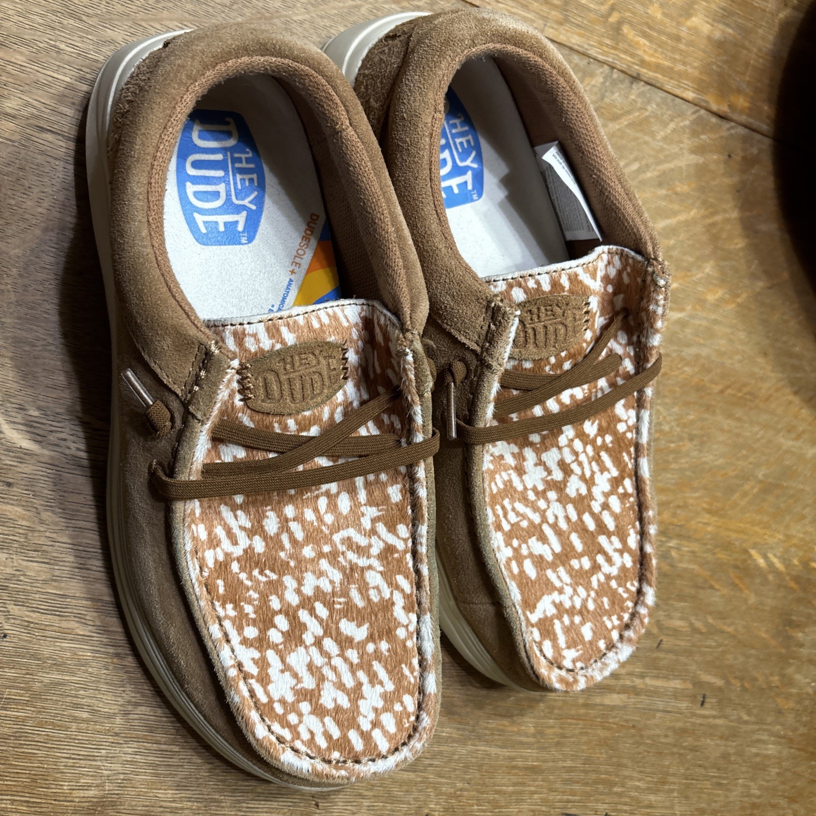 Hey Dude Wendy Comf Luxe Suede Shoes. Size W10