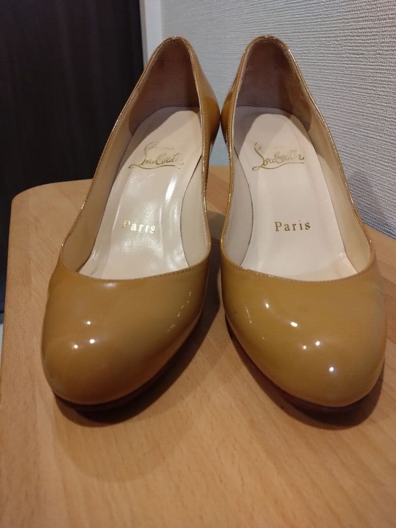Rare Christian Louboutin Beige Leather Heels Size 34 (US 3.5) 6.5cm Heel