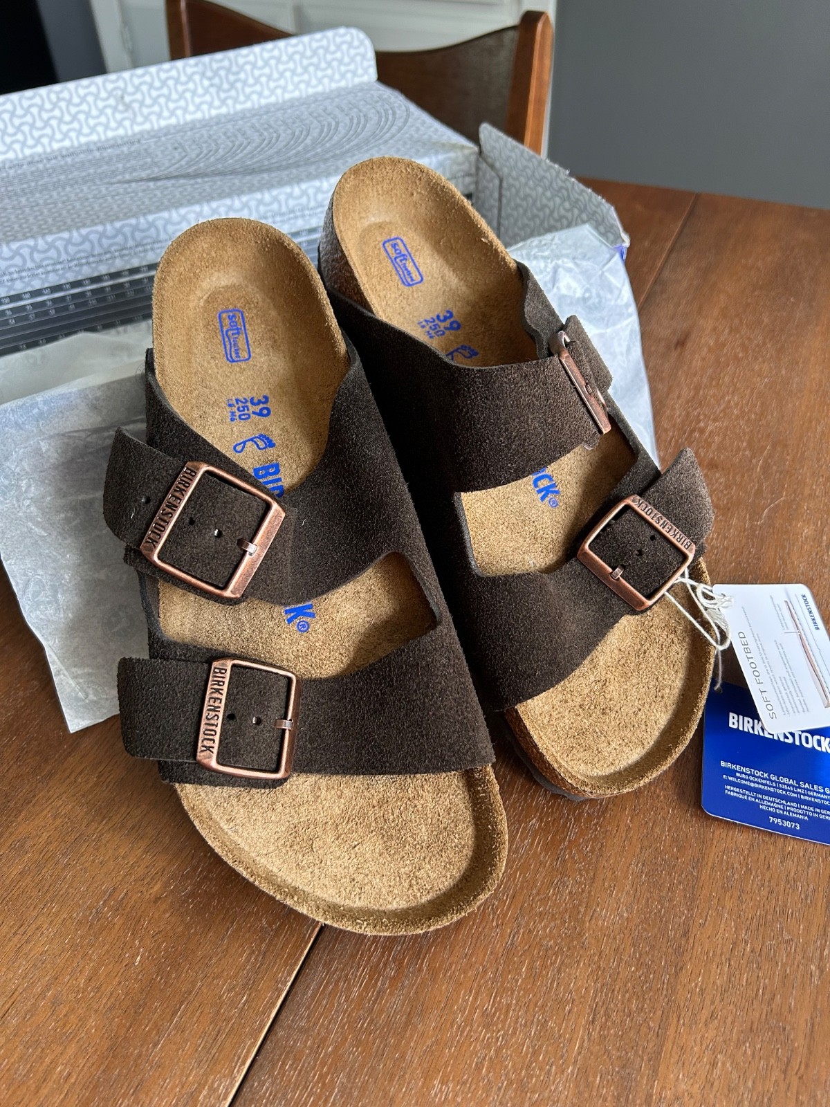 Birkenstock Arizona Soft Footbed Suede Leather – Size 8/39 – Mocha – New in Box