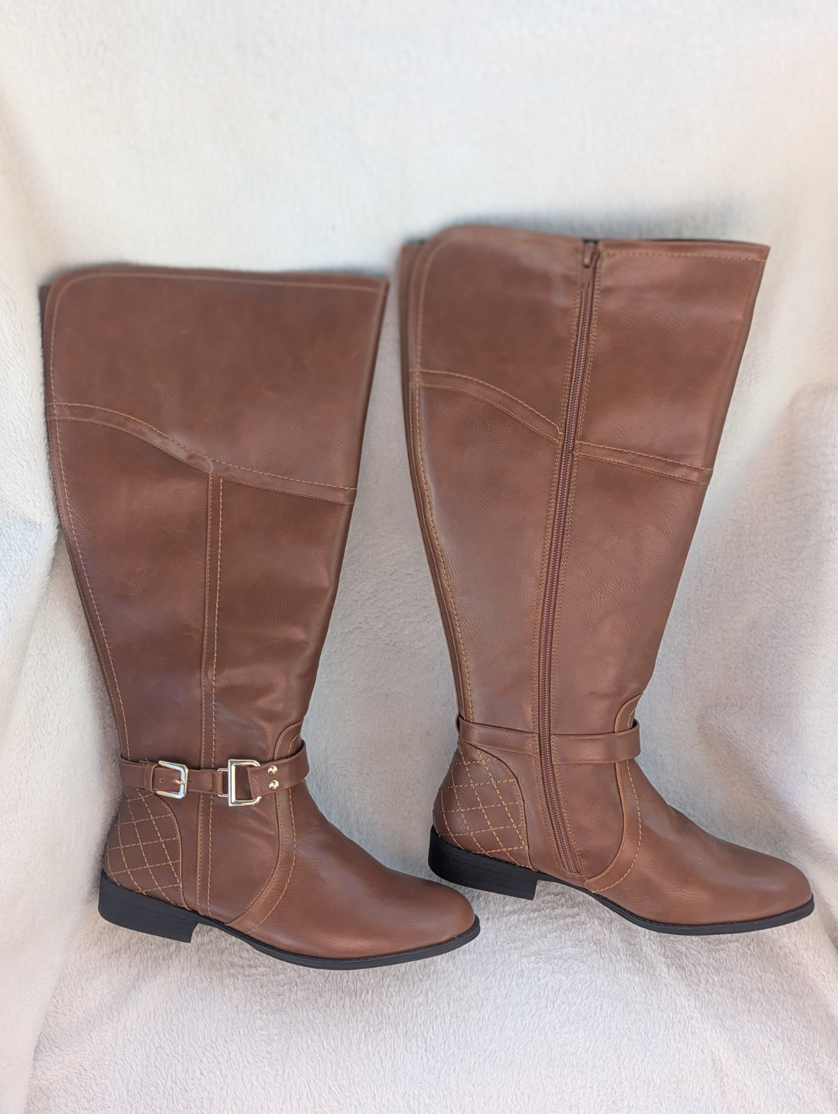 Size 8.5 Women’s Comfortview Milani Brown Tall Wide Calf Zip Up Riding Boots