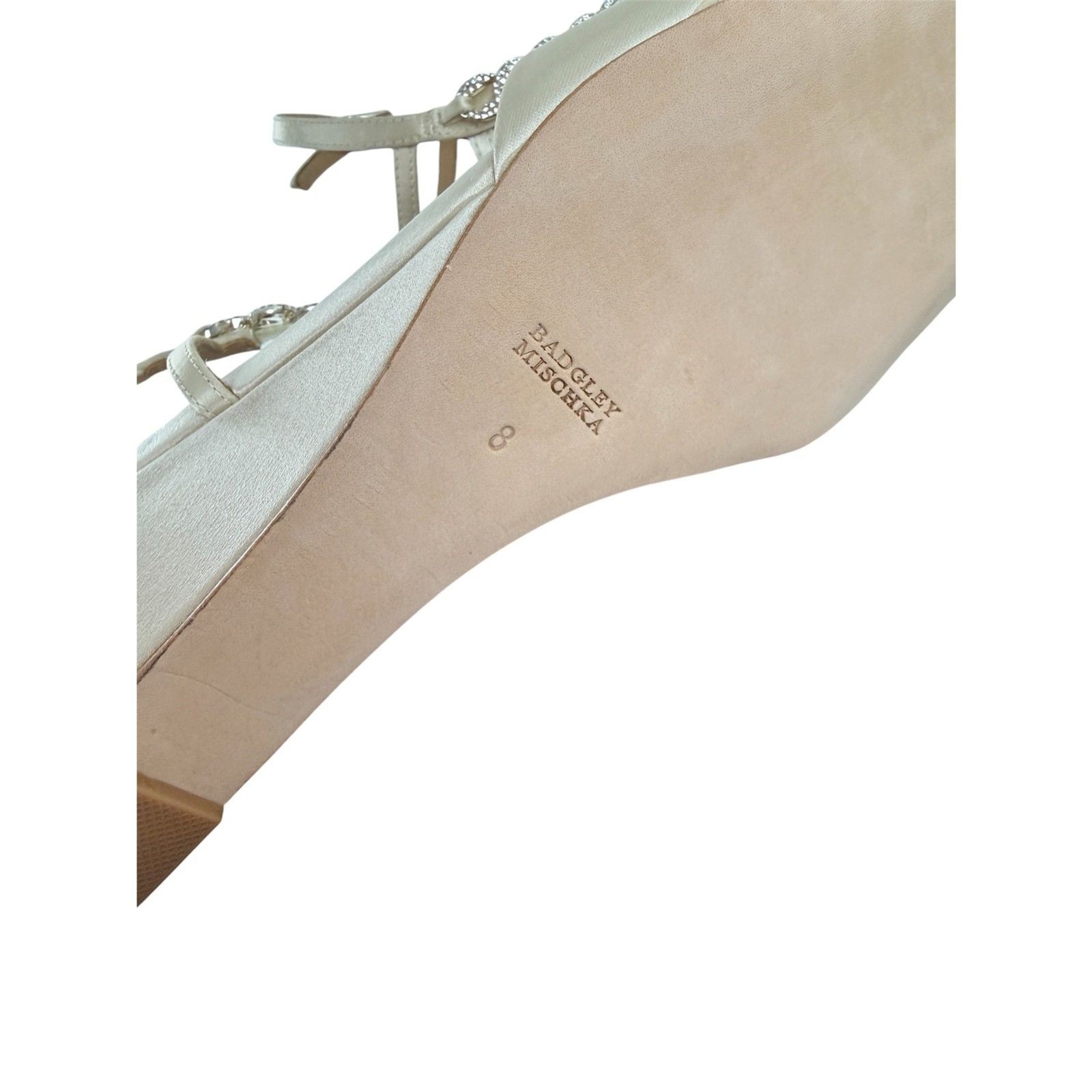 Badgley Mischka Cream Gold Strappy Wedge Heels Sandals Size 8 NIB