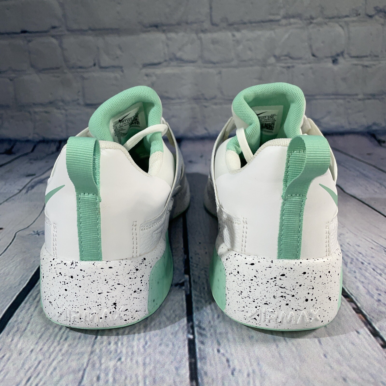 Nike Air Max Bella TR5 Running Shoes White Green FN7107-100 Womens Sz 6.5