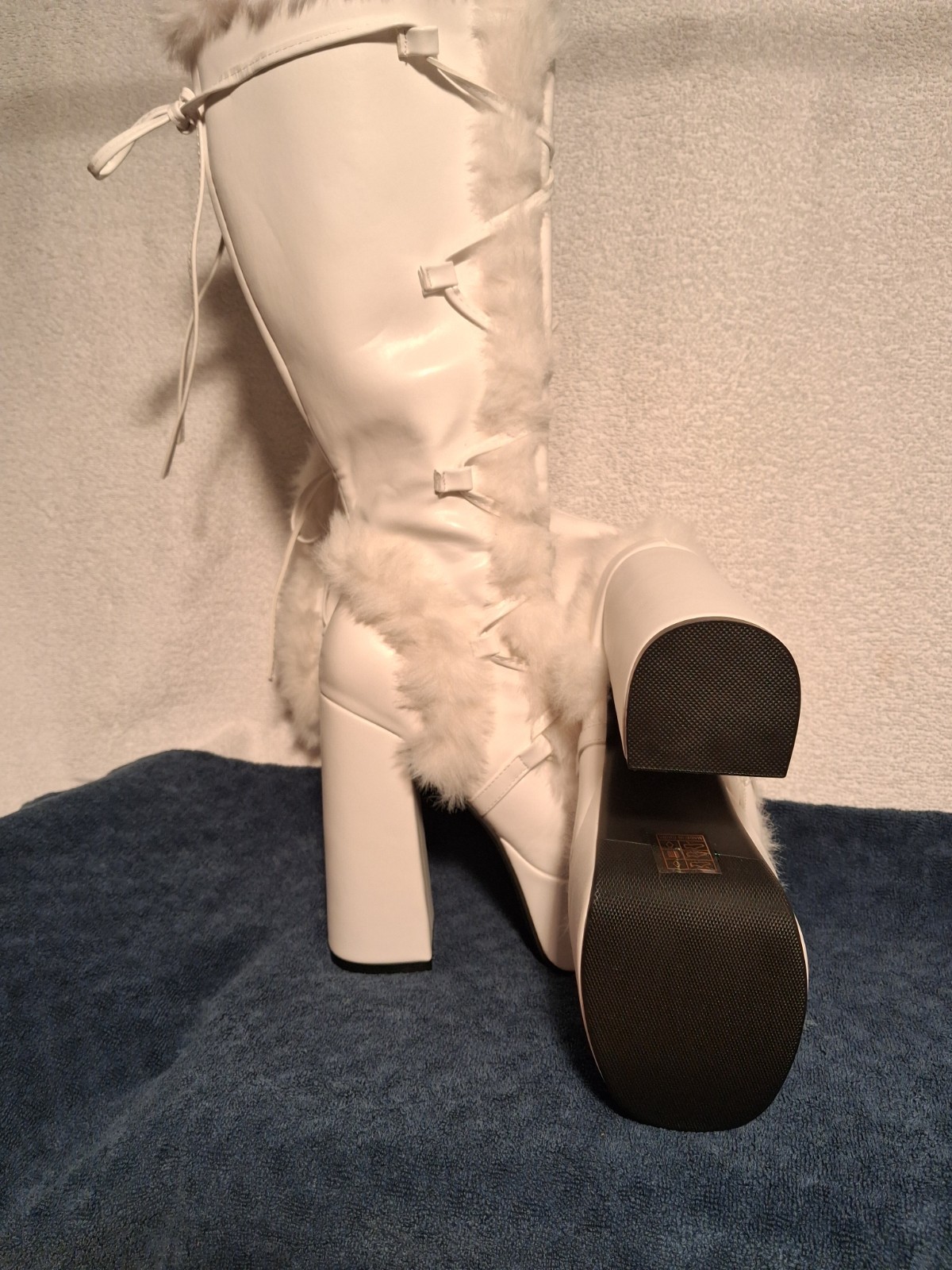 Womens Cream Platform Knee High Boots Faux Fur Trim Lace Up 6in Heel