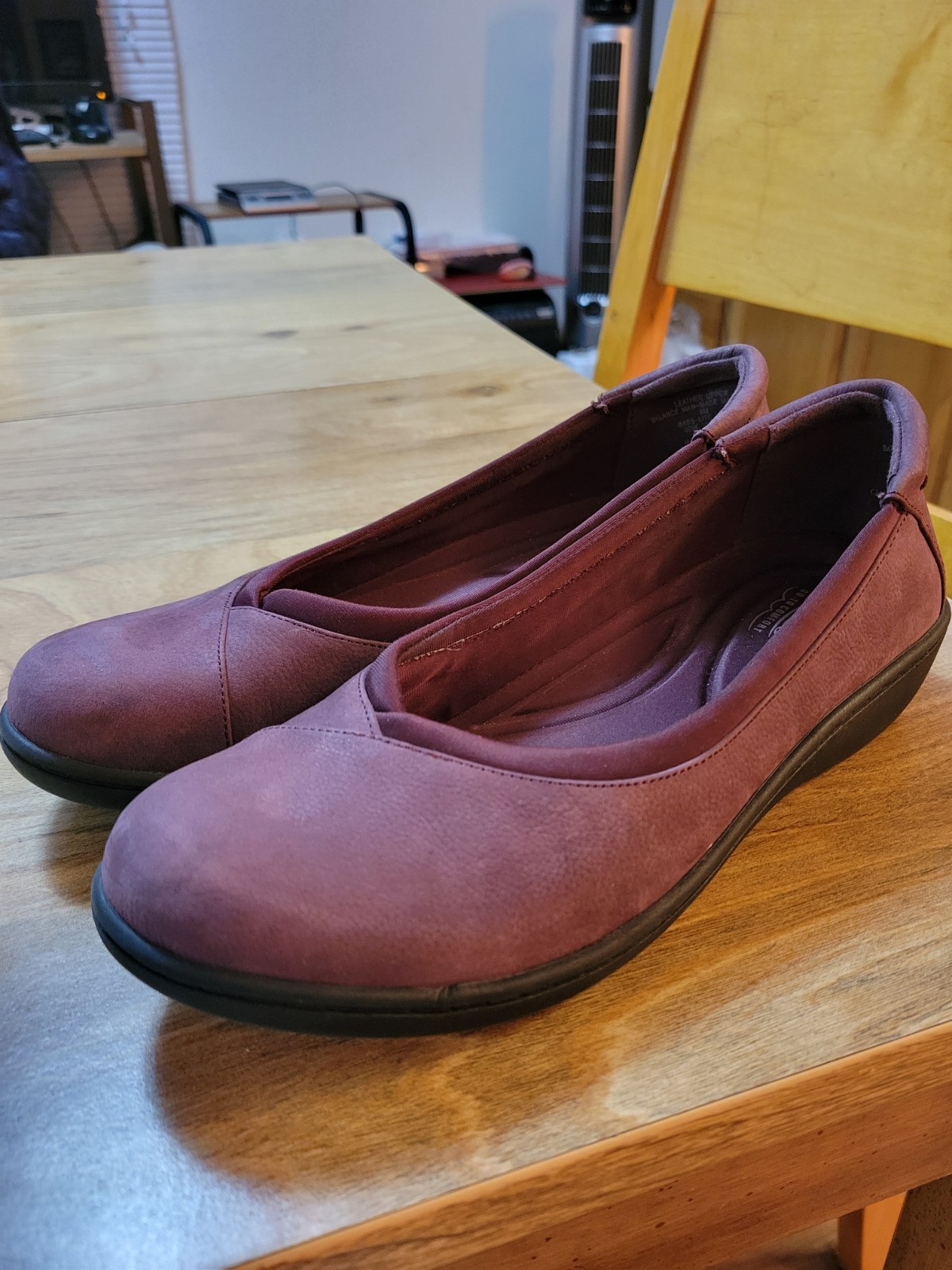 Deep Berry Wine Suede Leather Shallow Toe Comfort Flats By BASS Sz 8-M. CLEAN!!