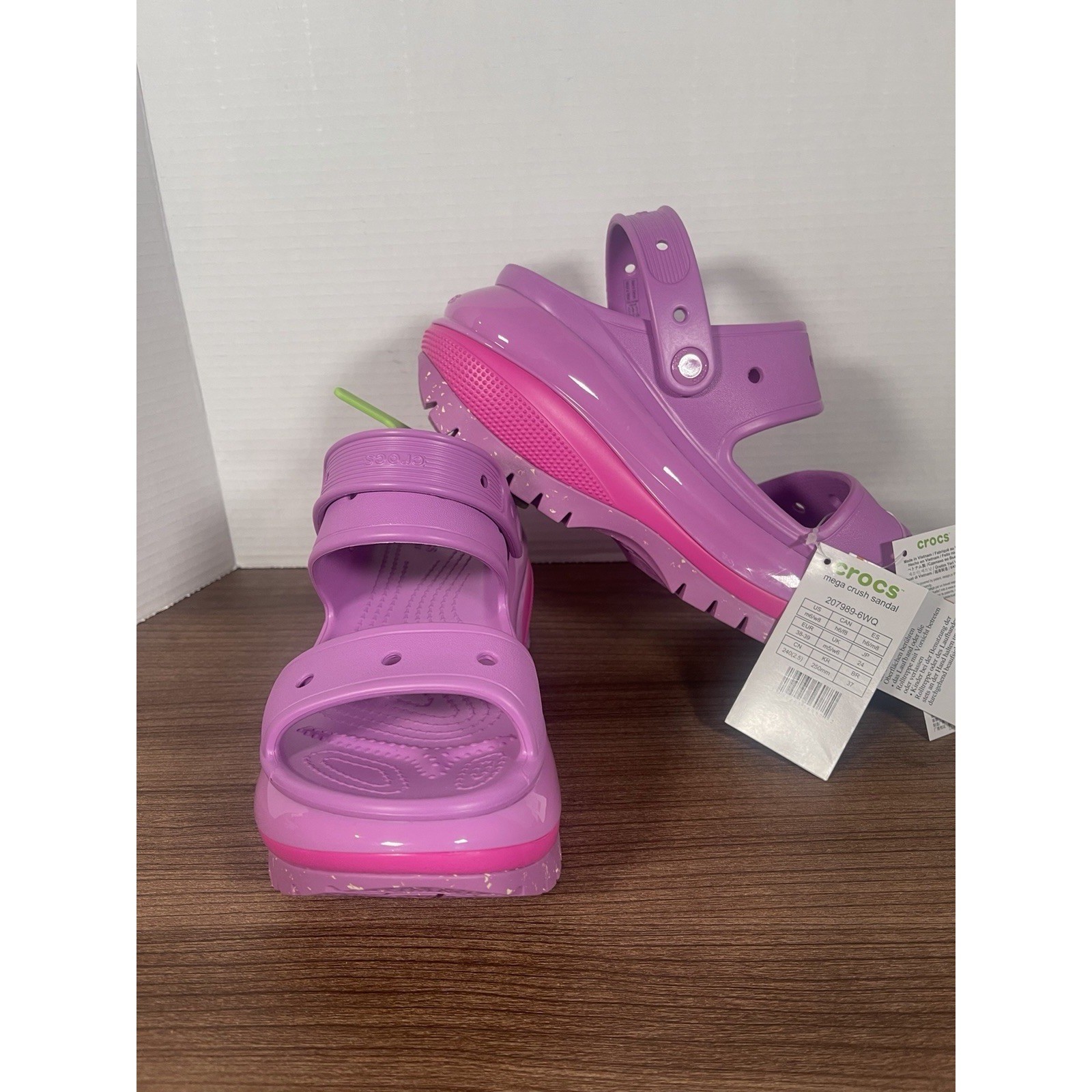 Crocs Mega Crush Platform Clog Sandal 207989-6wq Bubble Women’s 8/Men’s 6💗NWT