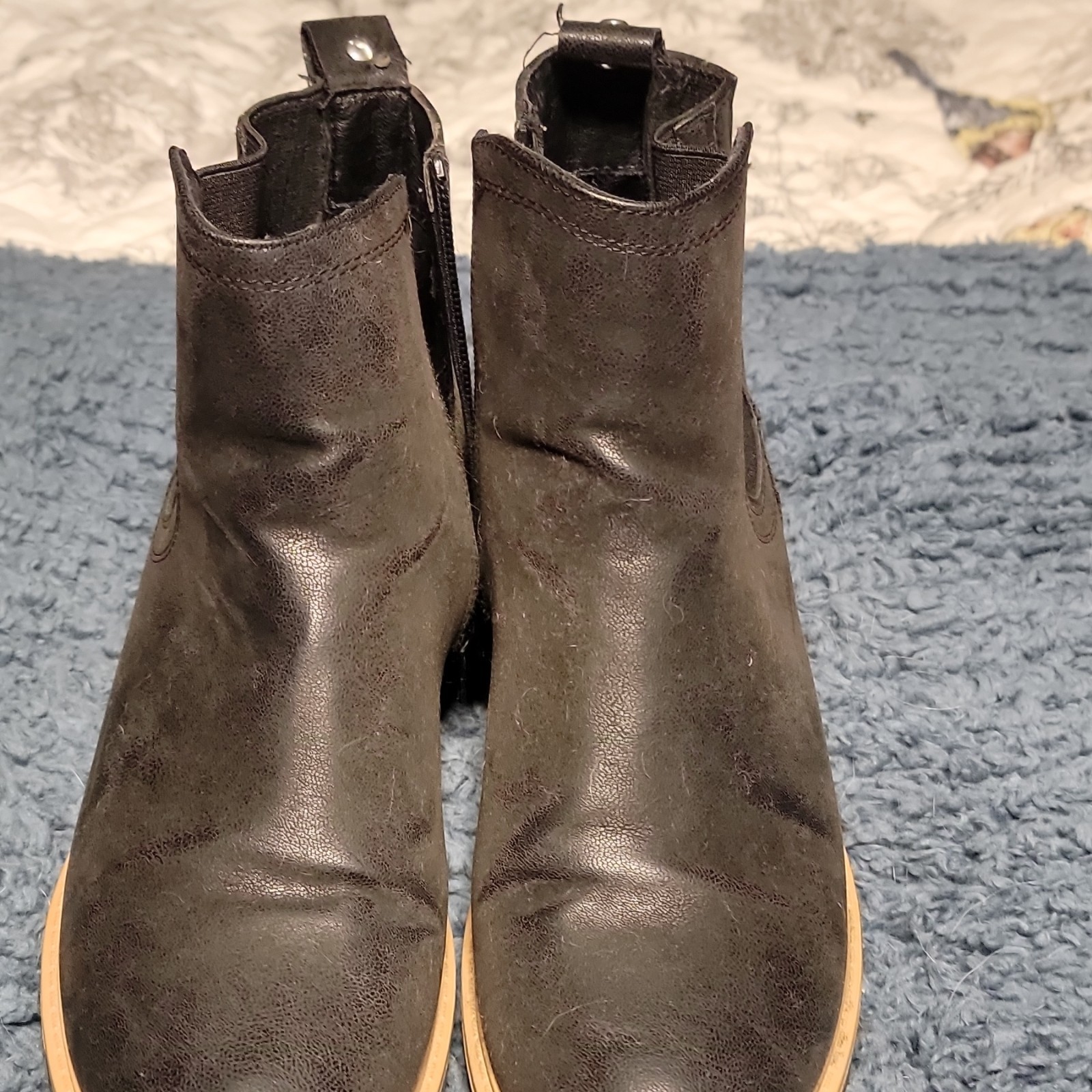 Maurices Women’s Black Chelsea Ankle Bootie Slip-On Round Toe Synthetic US 9