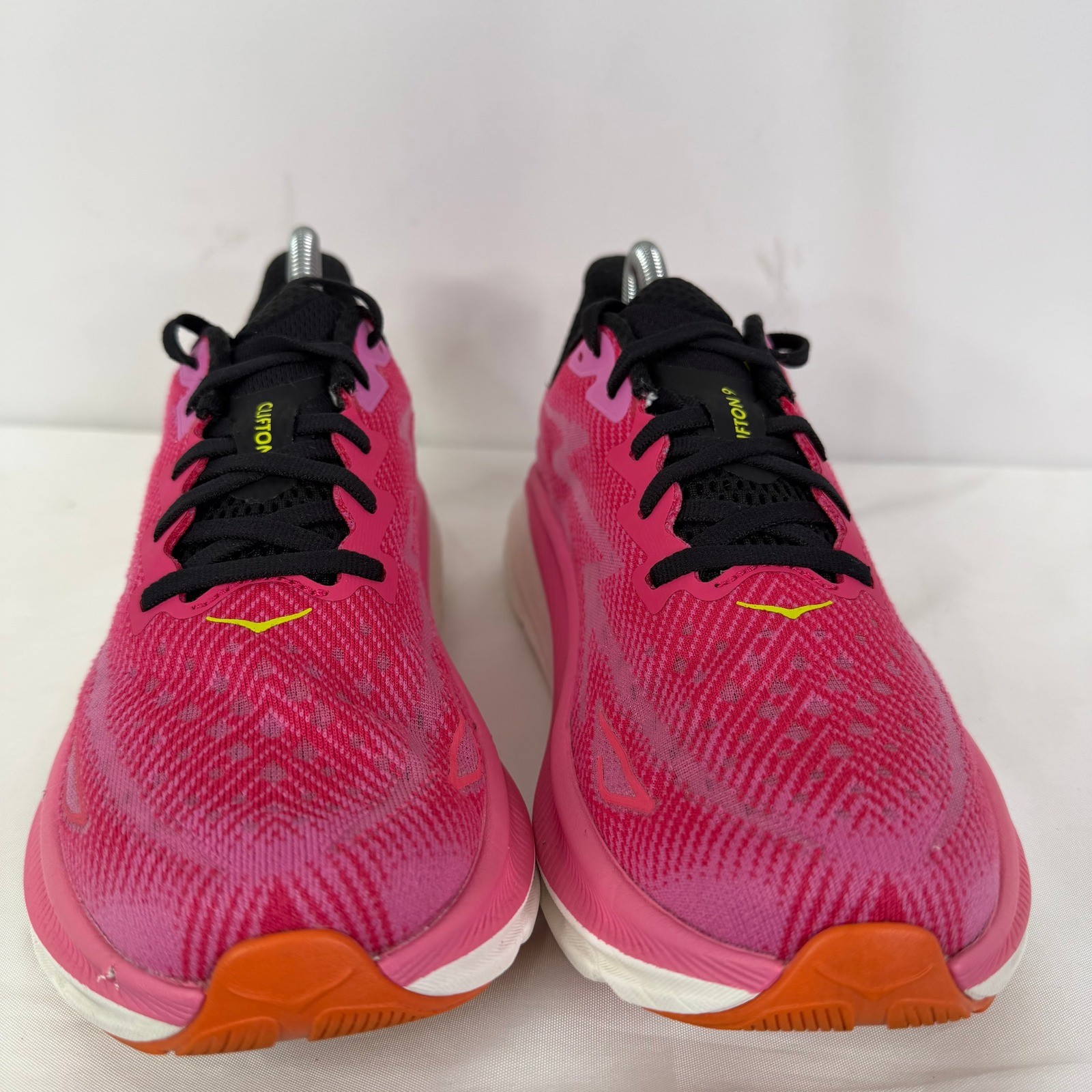 Hoka Clifton 9 Womens Running Shoes ‘Raspberry Strawberry Size 9B