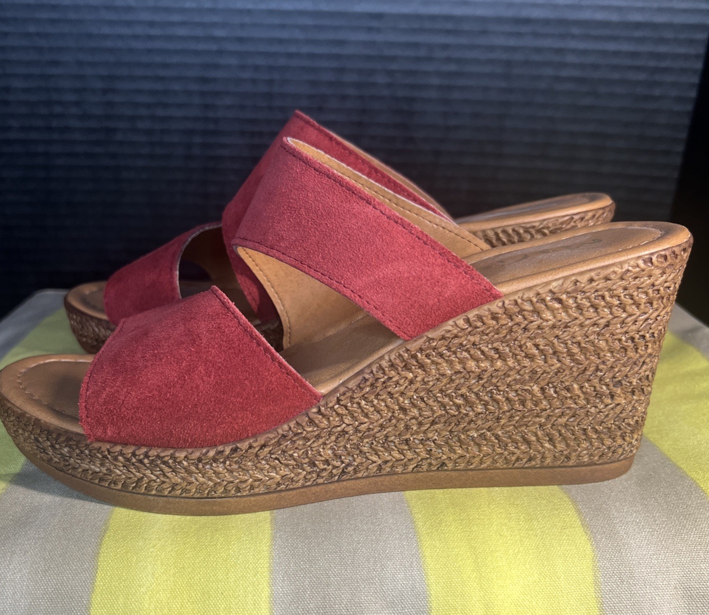 Mariella Made In Italy Platform Red Slip-On Suede Wedge Sandles 7.5M WORN ONCE
