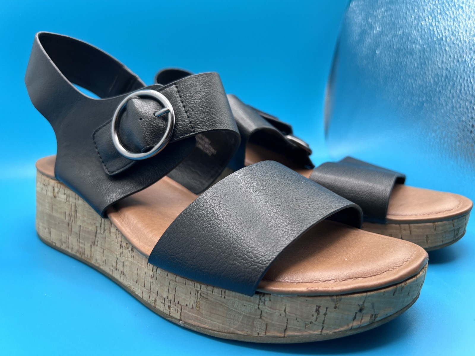 Eurosoft by Sofft Finnly Women’s Black Strappy Cork Wedge Sandals Size 9.5