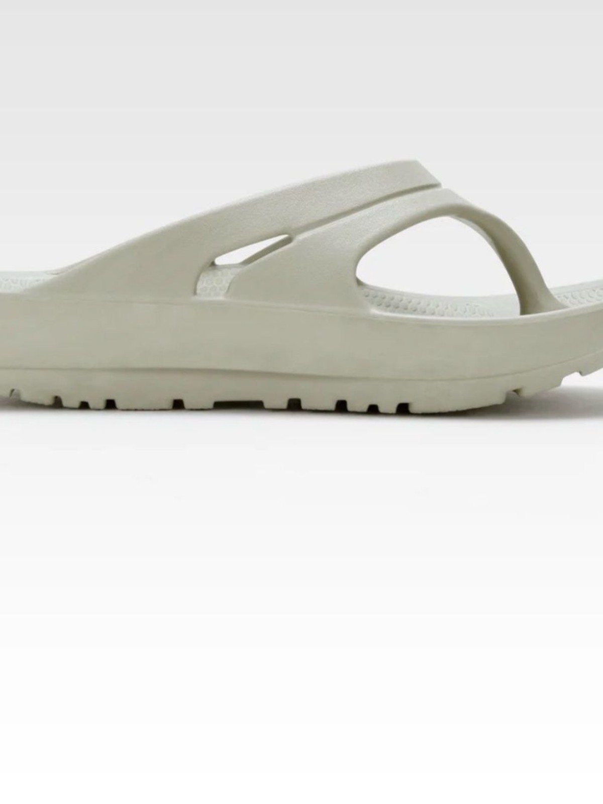 OKA White Foam Thong Sandals br RECOVERY FLIP FLOP, ROASTED OOLONG| UNISEX