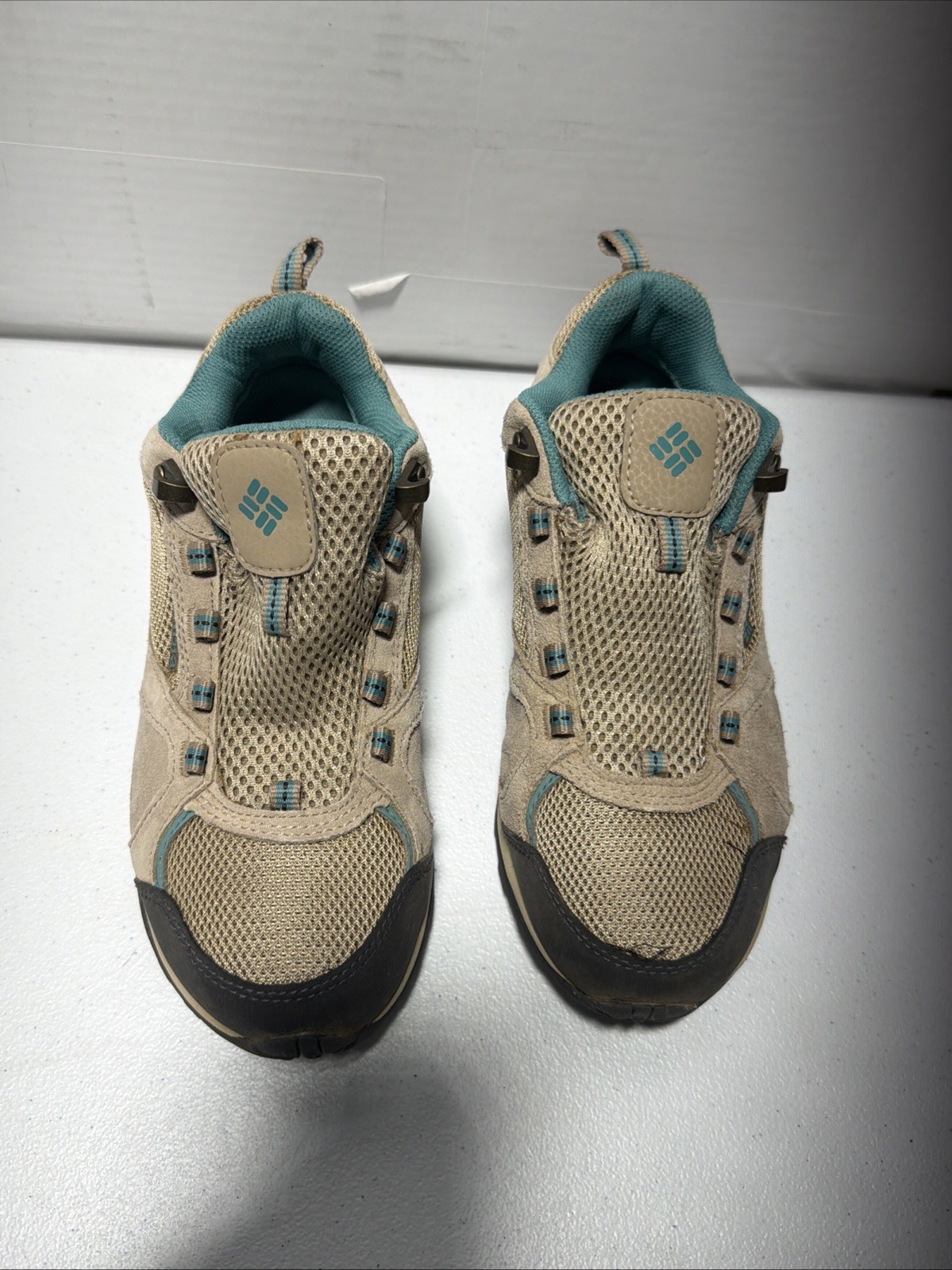 Columbia Techlite Waterproof Sneakers Women’s Size 6 YK5379-212 Worn Once