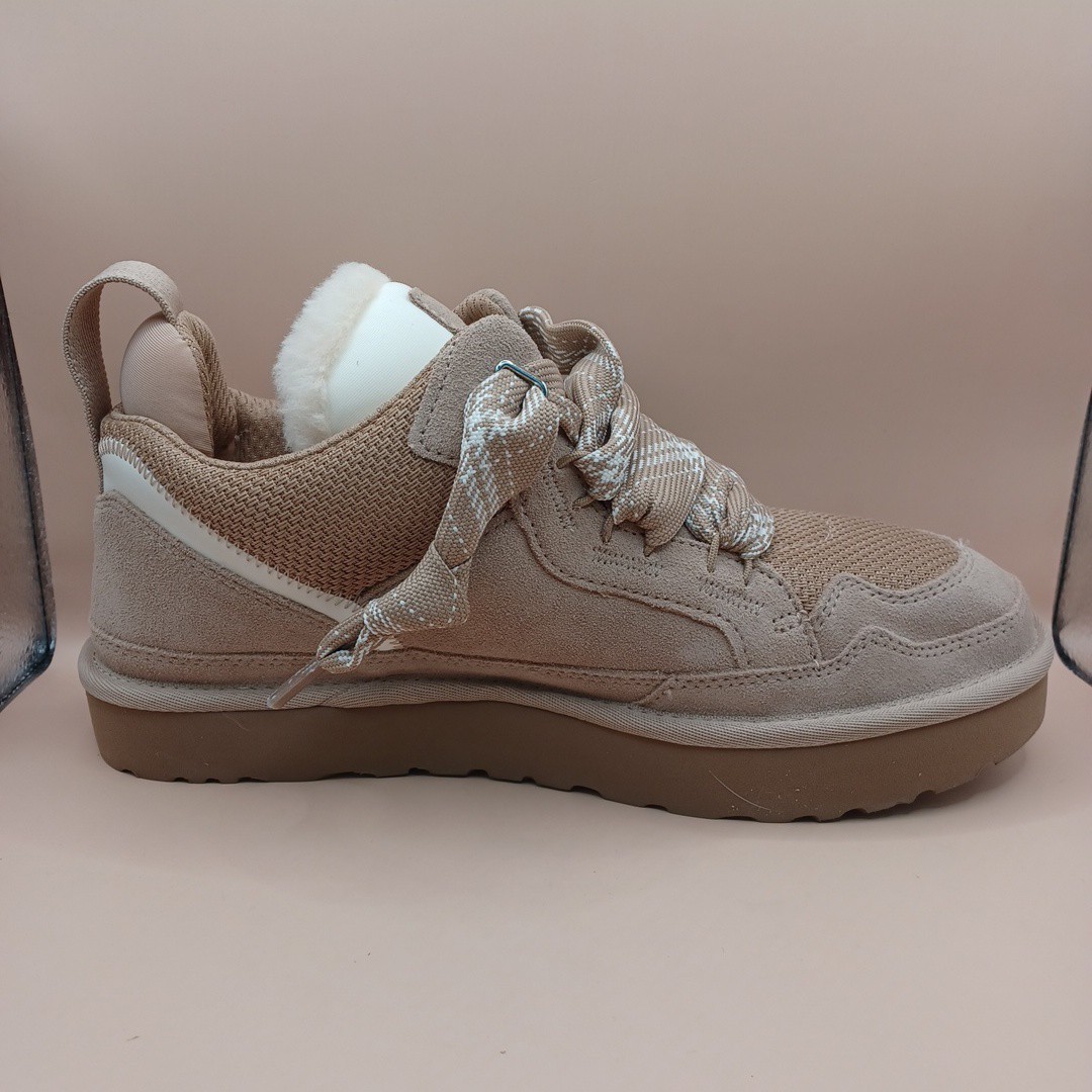 UGG Womens Lowmel Shoes In Sand Size 11 US