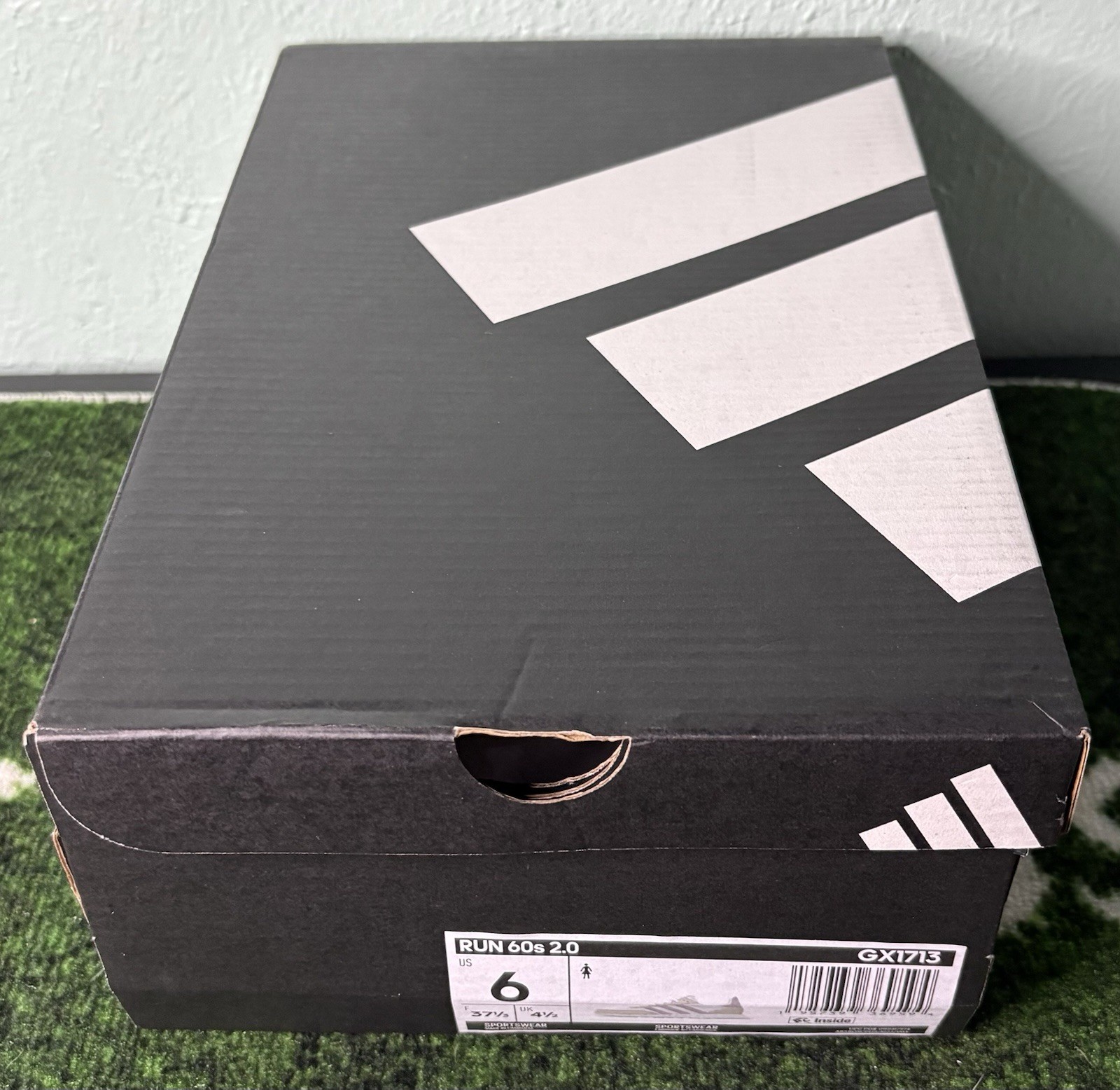 US Women’s 6/Youth 5 – Adidas Run 60s 2.0 “Chalk Silver Metallic” GX1713