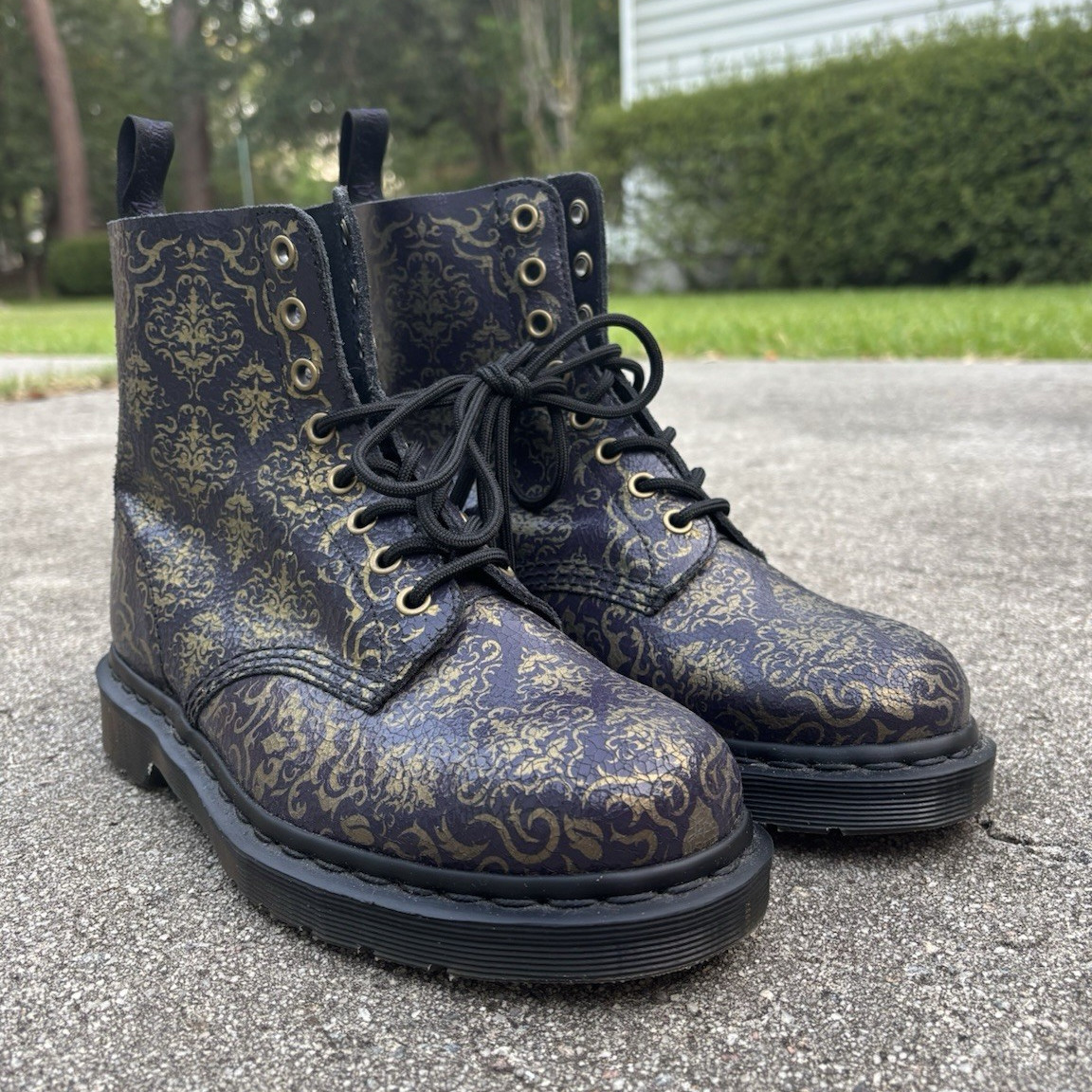 Dr. Martens Pascal BQ Damask Purple/Gold Canvas Lace-Up Ankle Combat Boot US 8