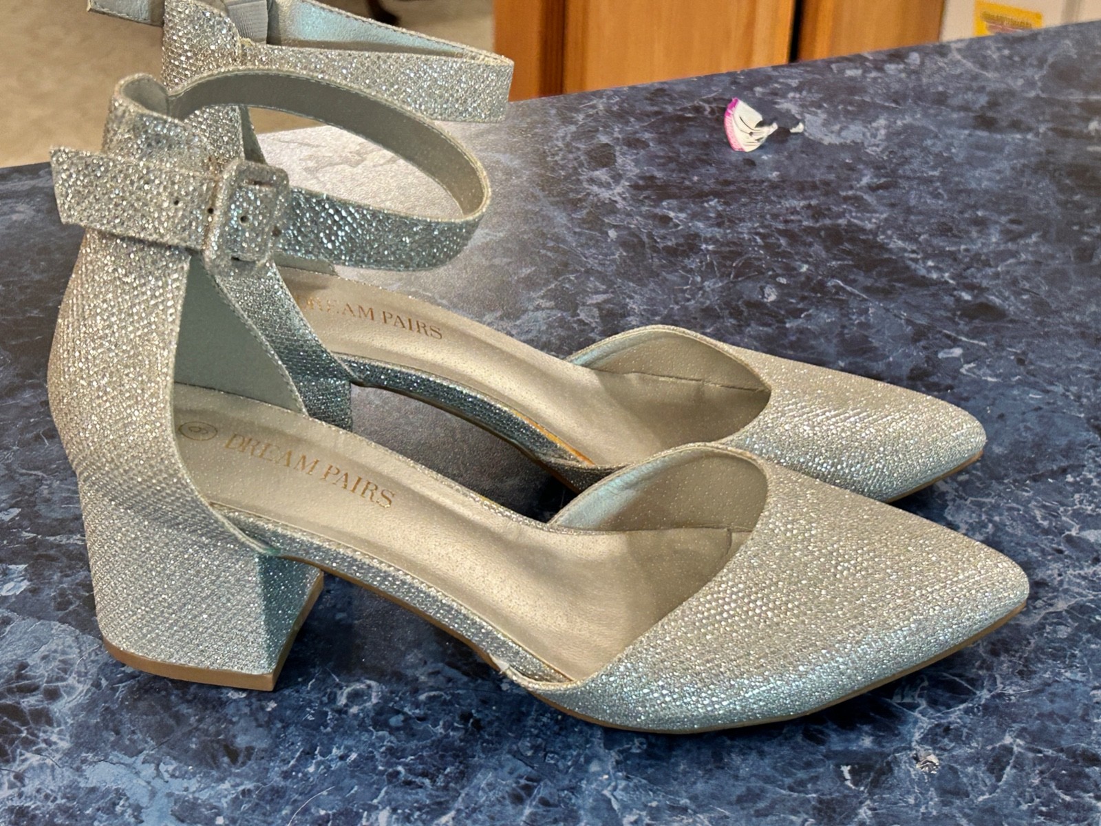 Size 9 Silver Glitter Shoes «Dream Pairs» Cocktail Wedding Chunky Heel REDUCED
