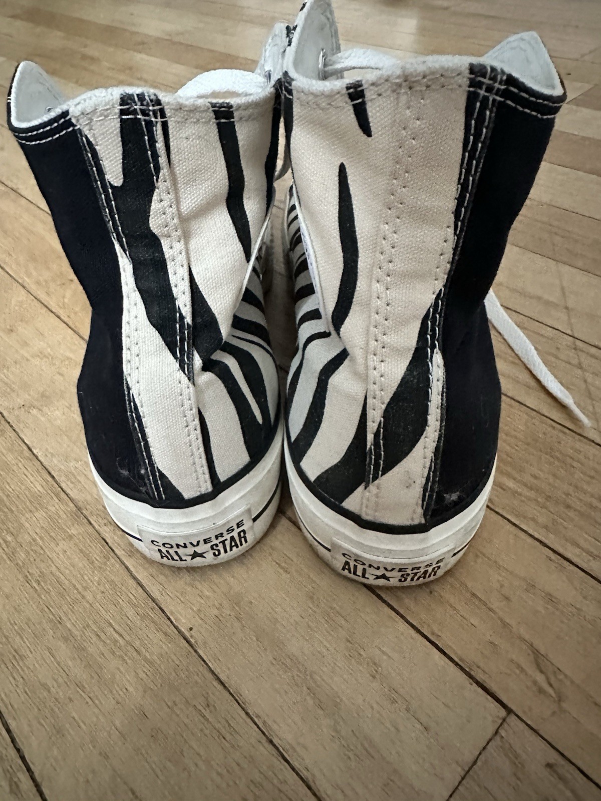 Size 9.5 W / 7.5 M – Converse Chuck Taylor All Star 70s Black/White Zebra Print