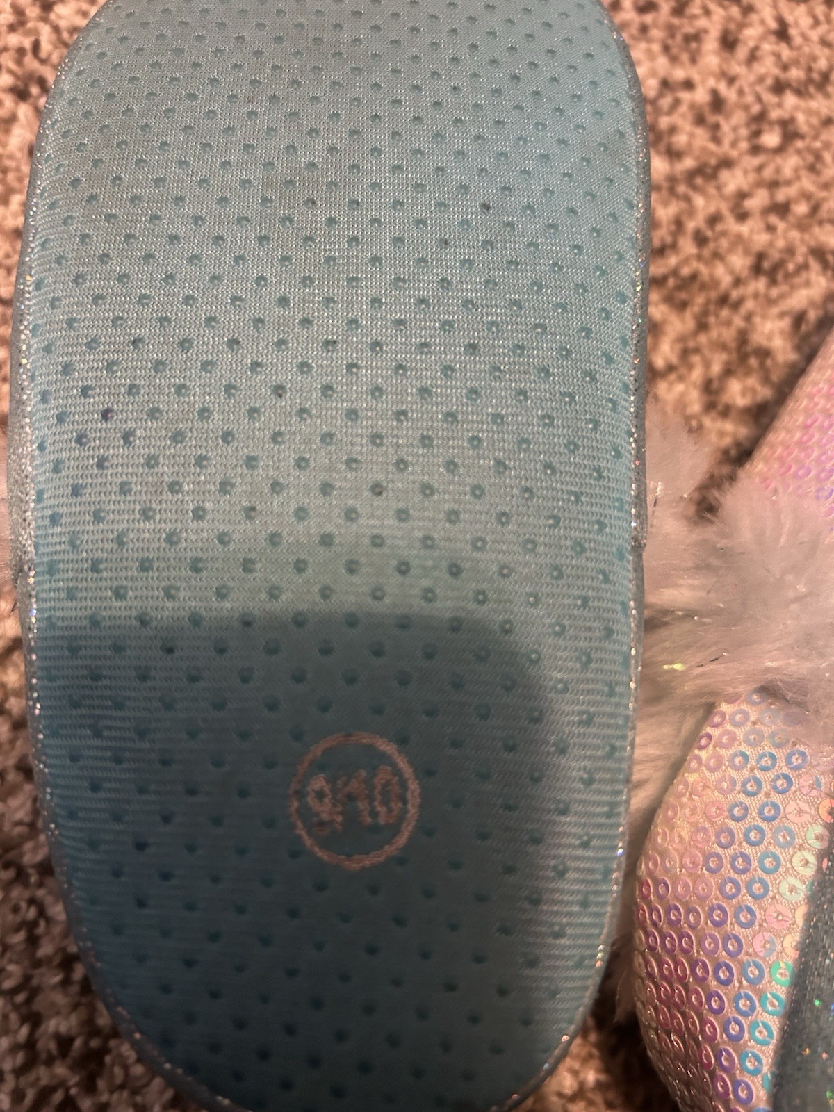 Disney Frozen Elsa & Anna Slip-On Clog Slippers Faux Fur Holographic 9-10
