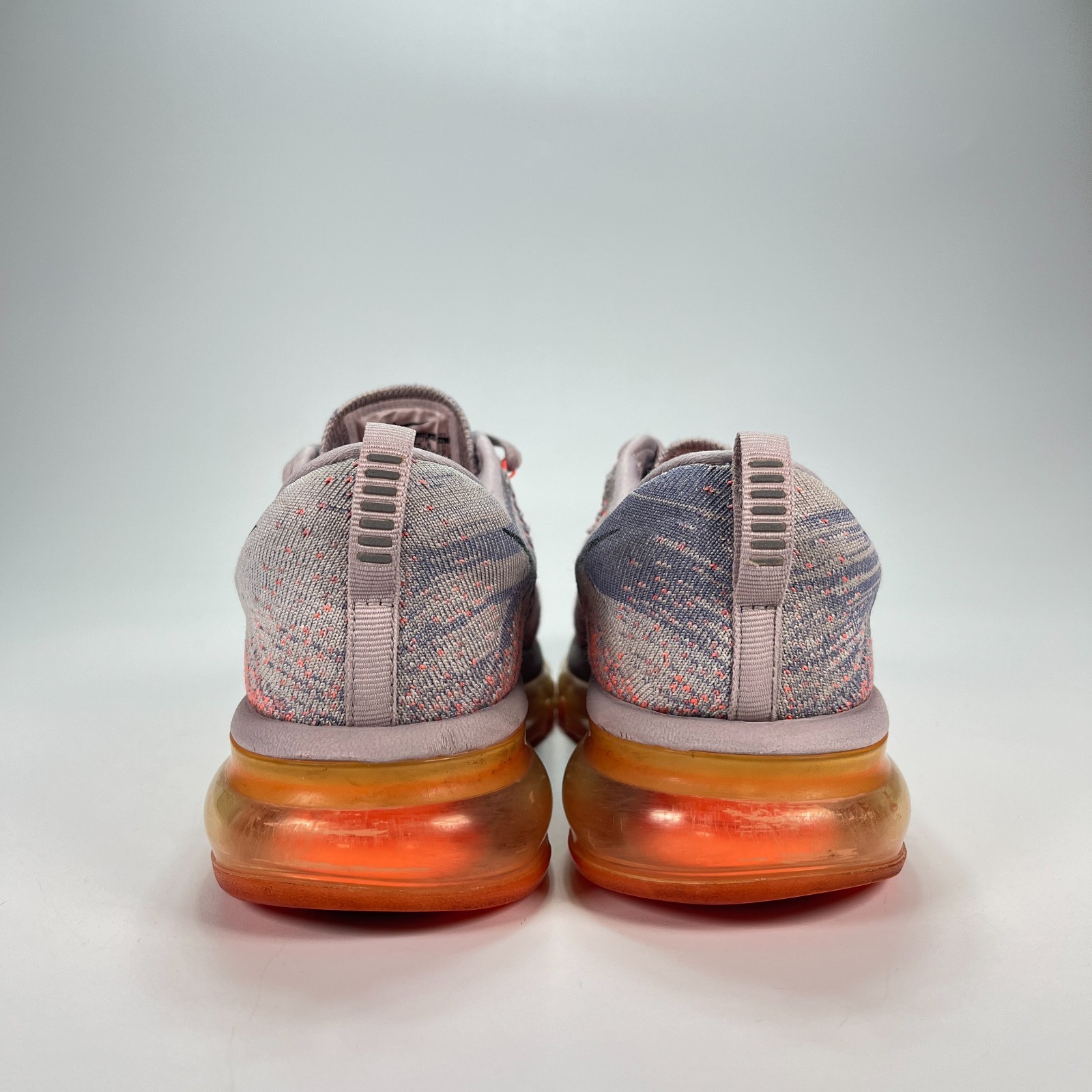 Nike Flyknit Air Max Hyper Orange Athletic Running Shoes 620659-508 Women’s Sz 6