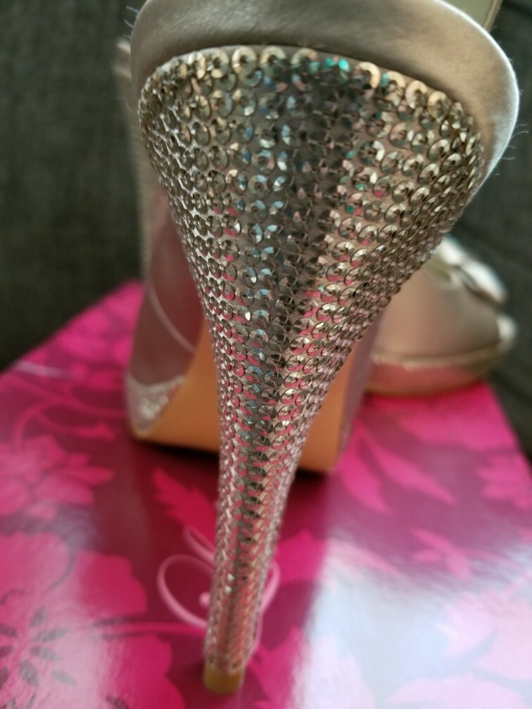 Lulu Townsend Ballari Champagne 5″Heels with 3/4 Platform Size 8 NEW
