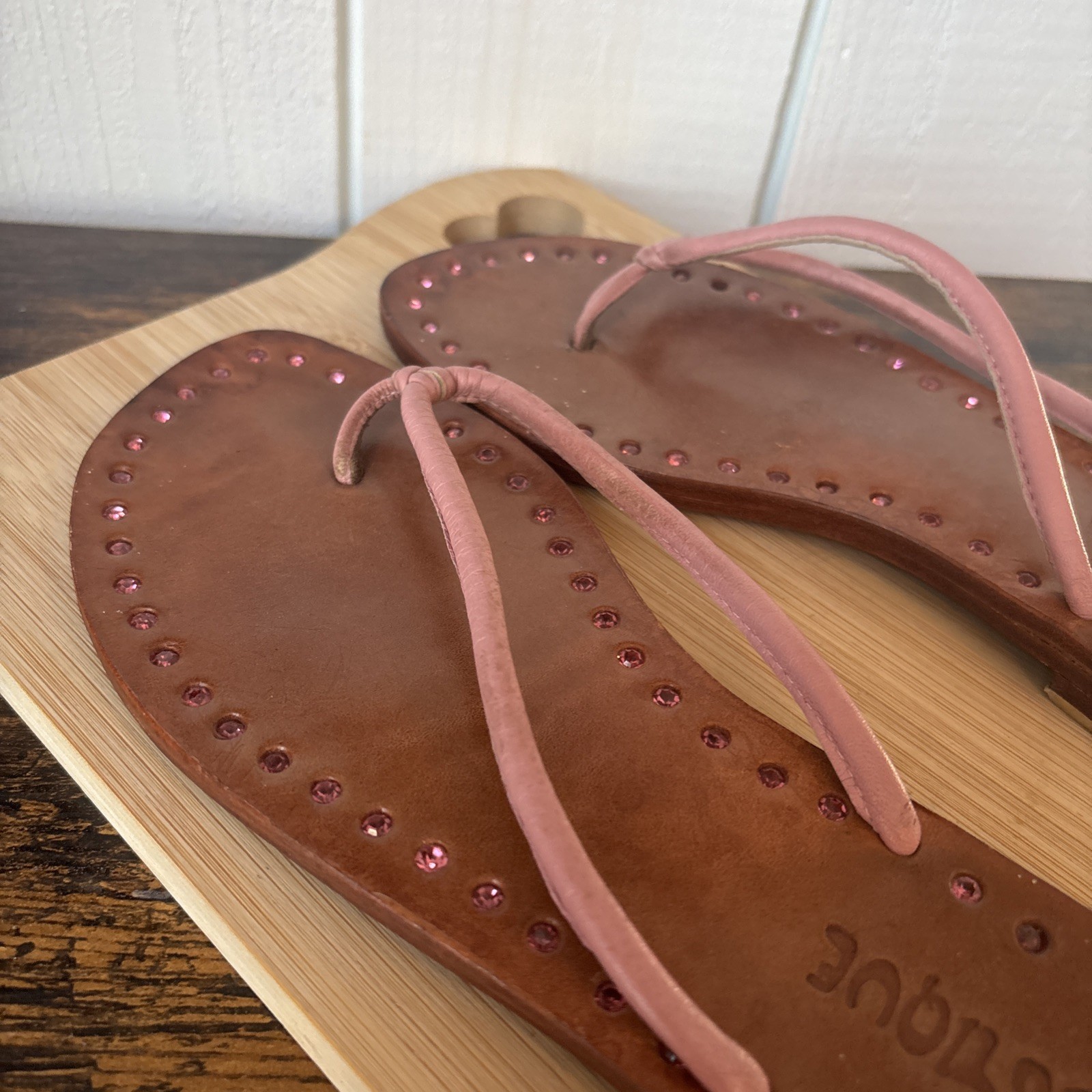 Mystique Rhinestone Pink Embellished Thong Sandals Flats Indonesia Women’s 8