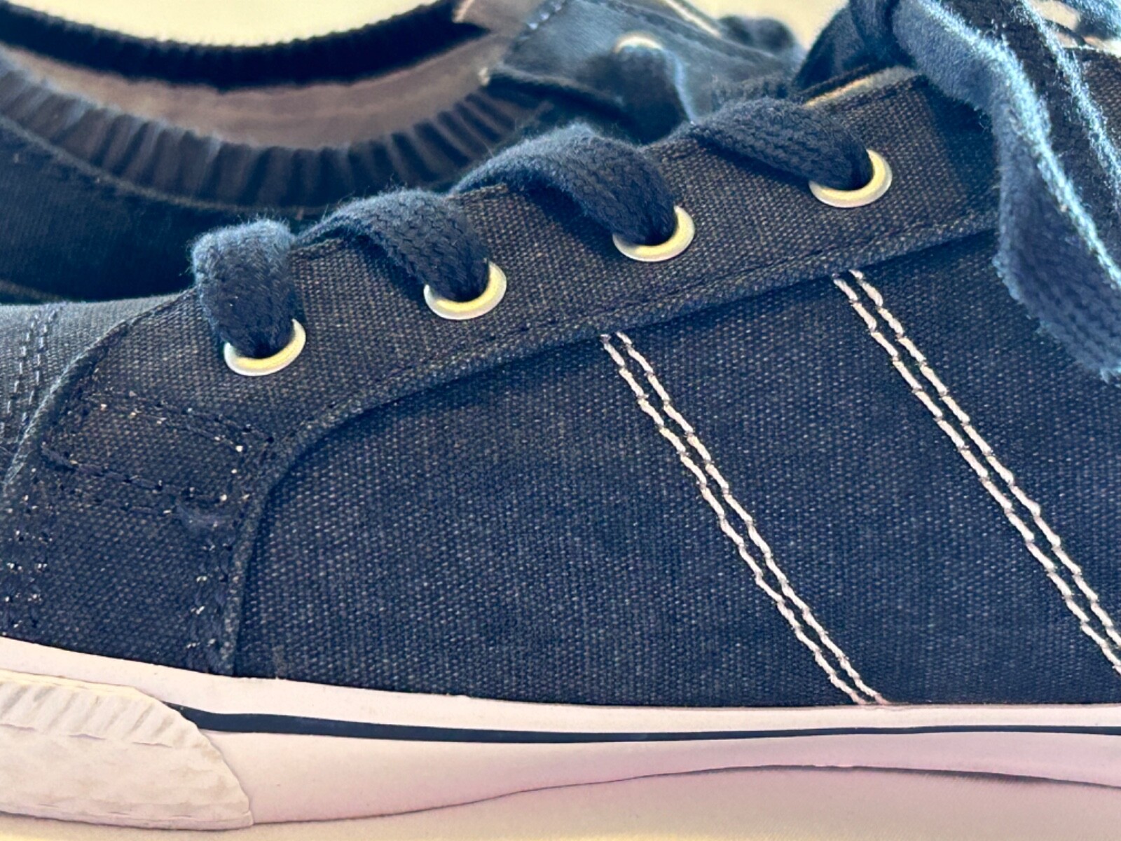 Women’s Ryka Emory Navy Blue Sneakers Lavender Accents US Sz 11 Euro 41 New!