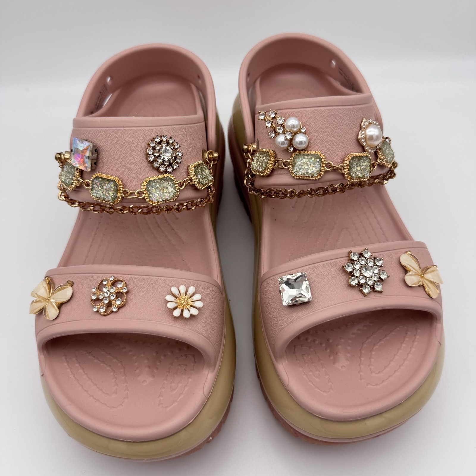 Crocs Mega Crush Sandals Womens Size 9 Rhinestone Jibbitz Charms Bling Chunky
