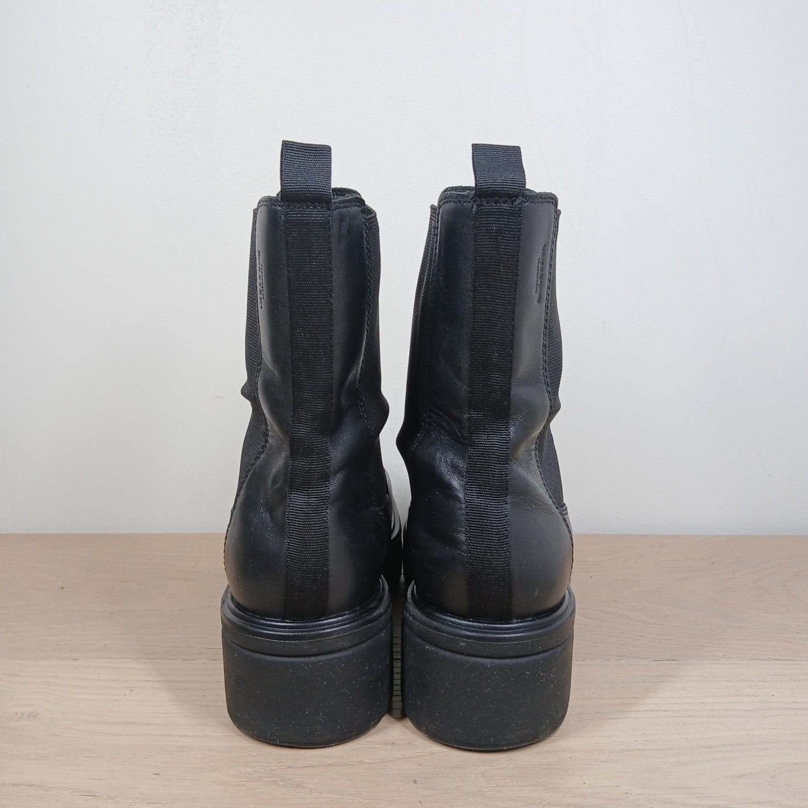 Vagabond Platform Chelsea Boots Women 7 Black Leather Chunky Platform Goth
