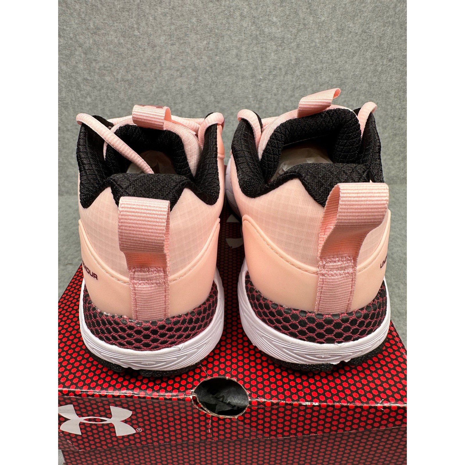 Under Armour HOVR Sonic STR Women’s Pink Running Shoes Sneakers – Size 5