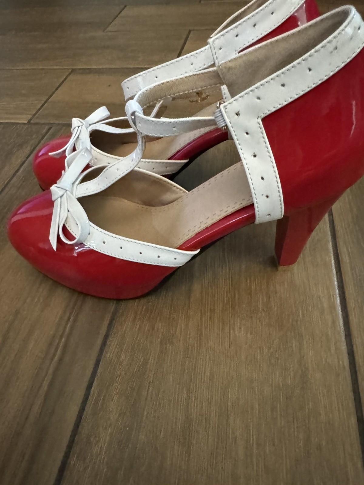 ForeMode Fashion T-Strap Bow Platform Round Toe High Heels Red/White sz 10.5