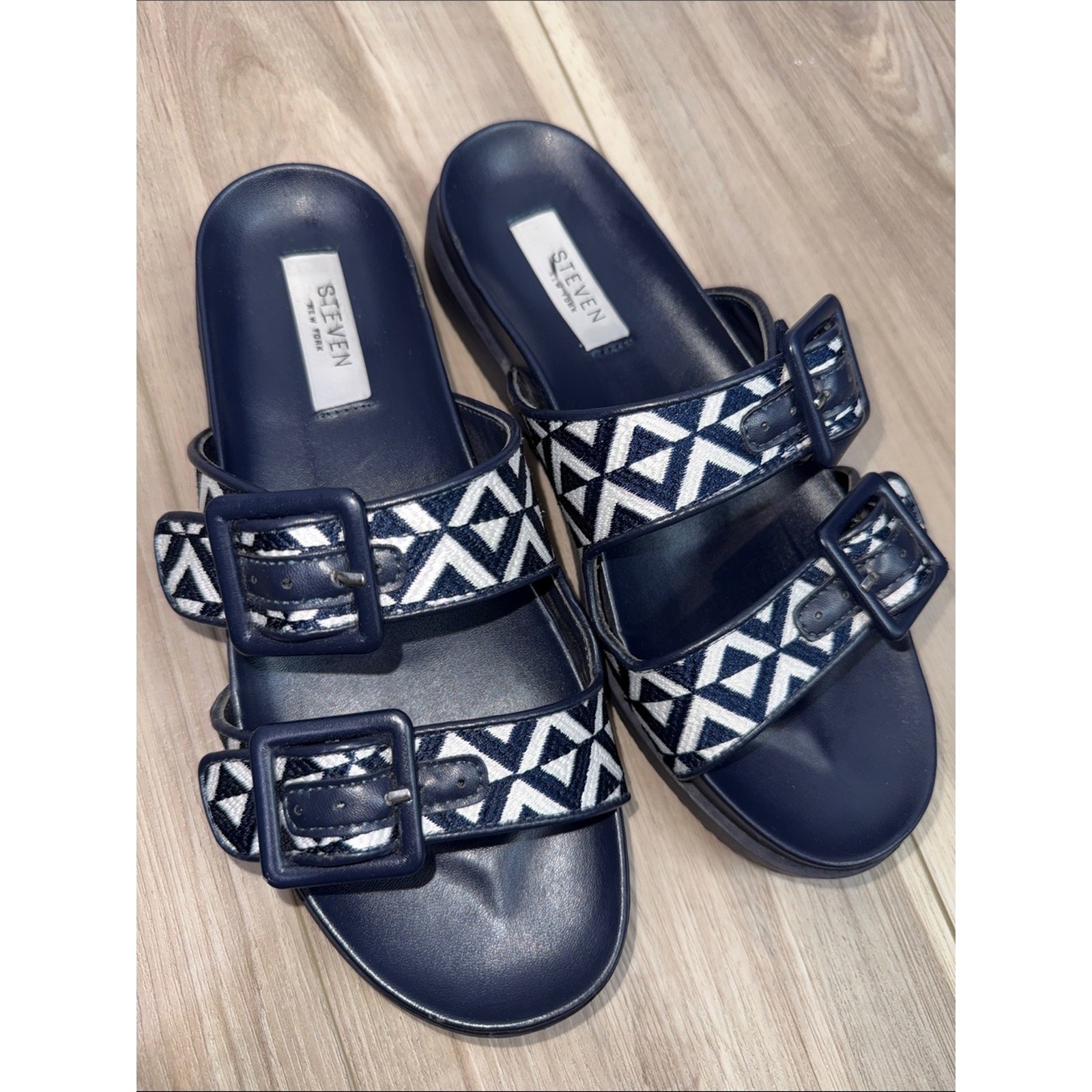 Steven New York Micah slide on platform sandal size 6.5 navy