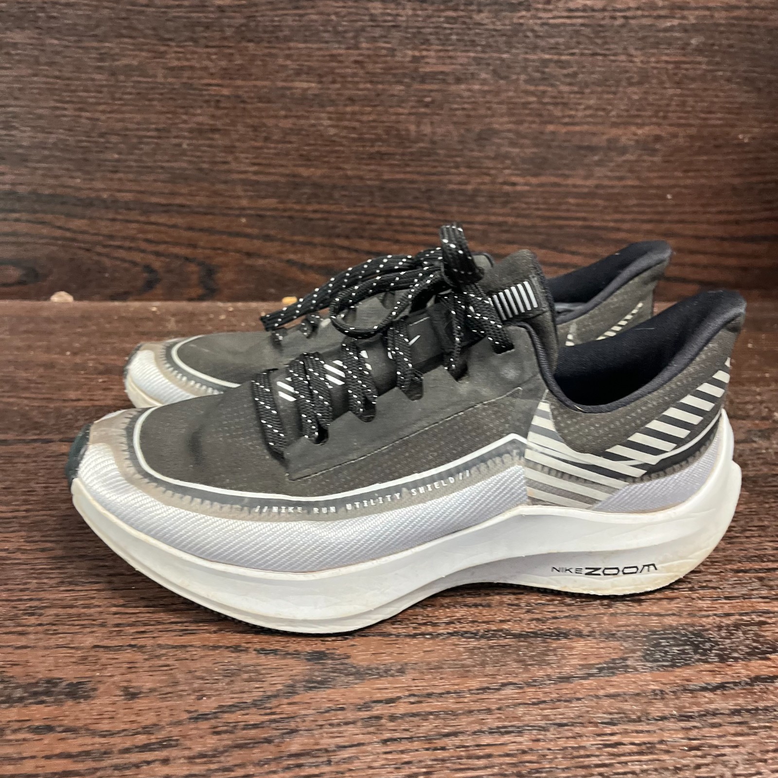 Nike Zoom Run Utility BQ3191-001 Women’s Running Shoes Size 7 Black Gray