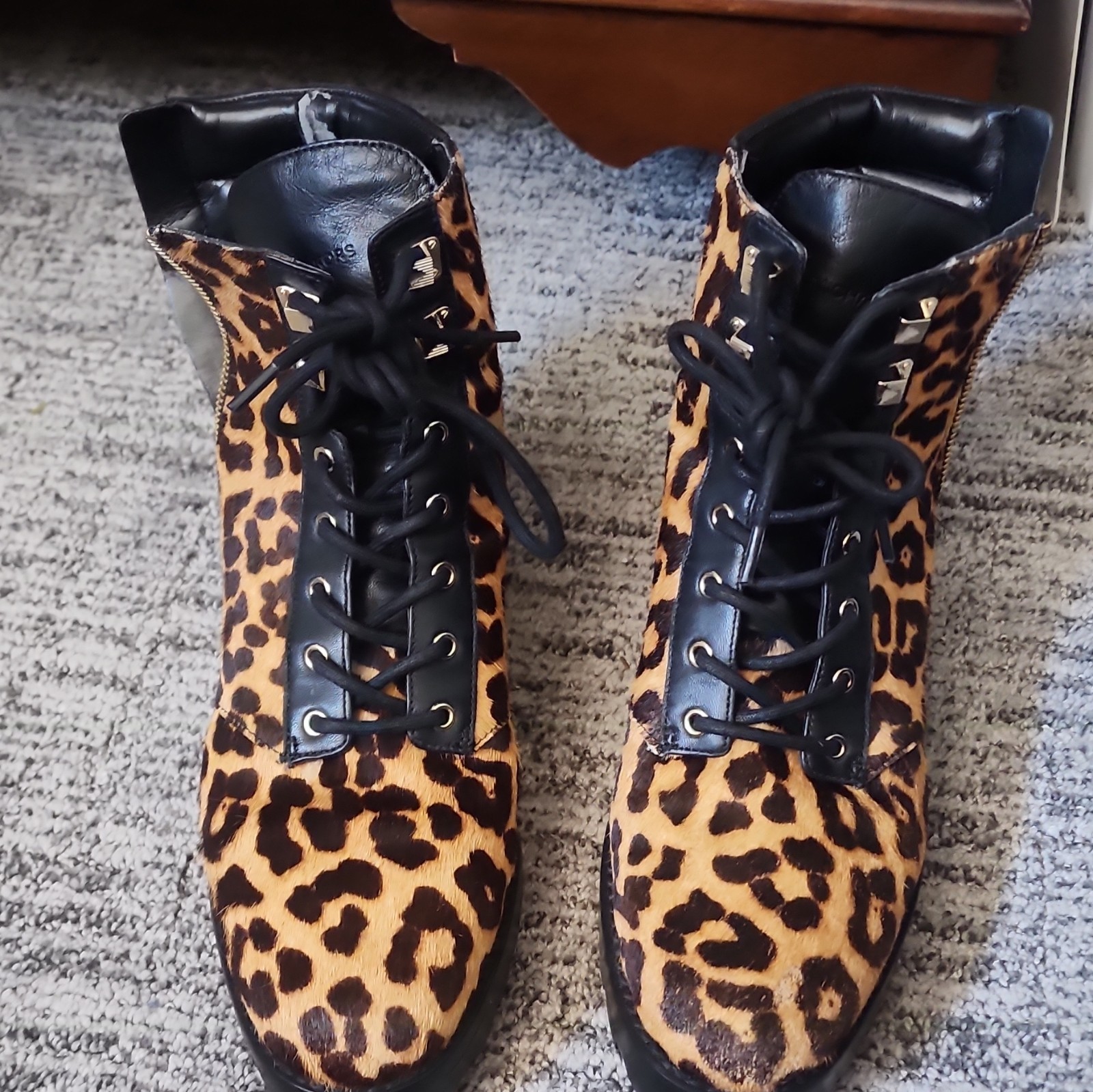 Michael Kors Animal Print Lace-Up Ankle Combat Boots Zipper Lug Sole 7.5M