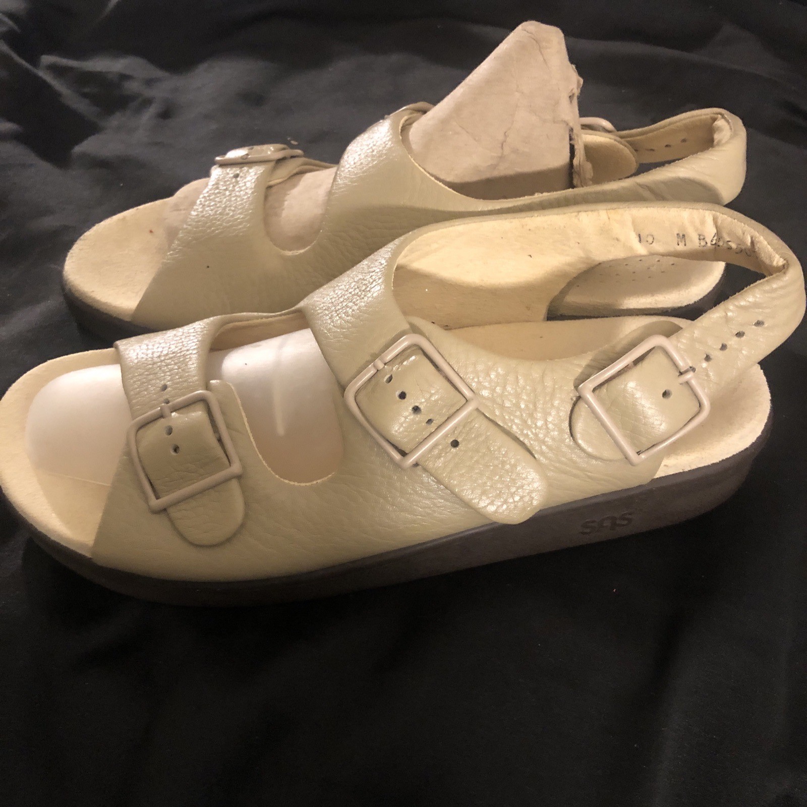 Womens SAS Natural Beige Relaxed Walking Sandals Sz 10 M Adjustable Straps