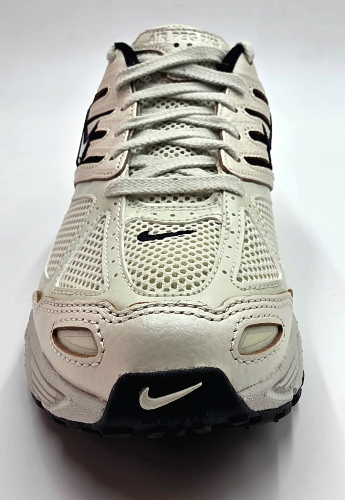 Nike Air Pegasus 2K5 Women’s Sneakers Shoes New FQ3571-001 (Size EU 40)