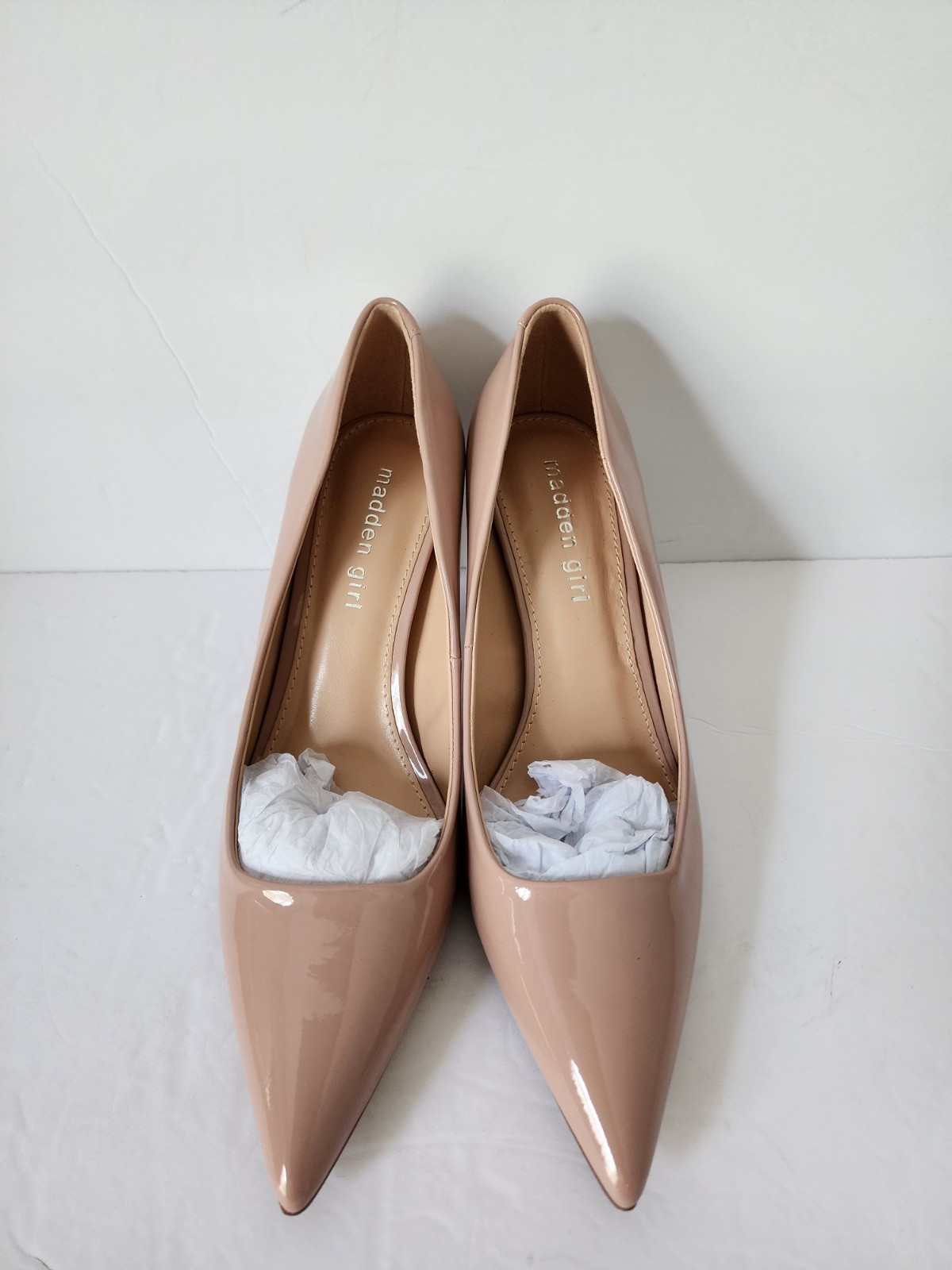 New Madden Girl Womens Brynnn Nude Patent Pumps Shoes 8.5 Medium (B,M)