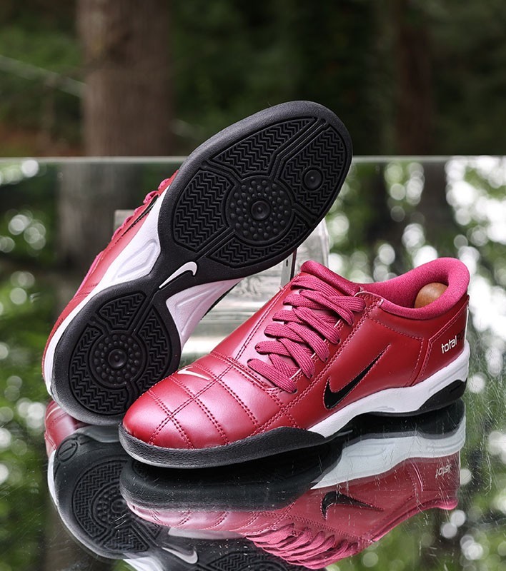Nike Total 90 3 Sweet Beet Red Women’s Size 6.5 Custom IM7595-600