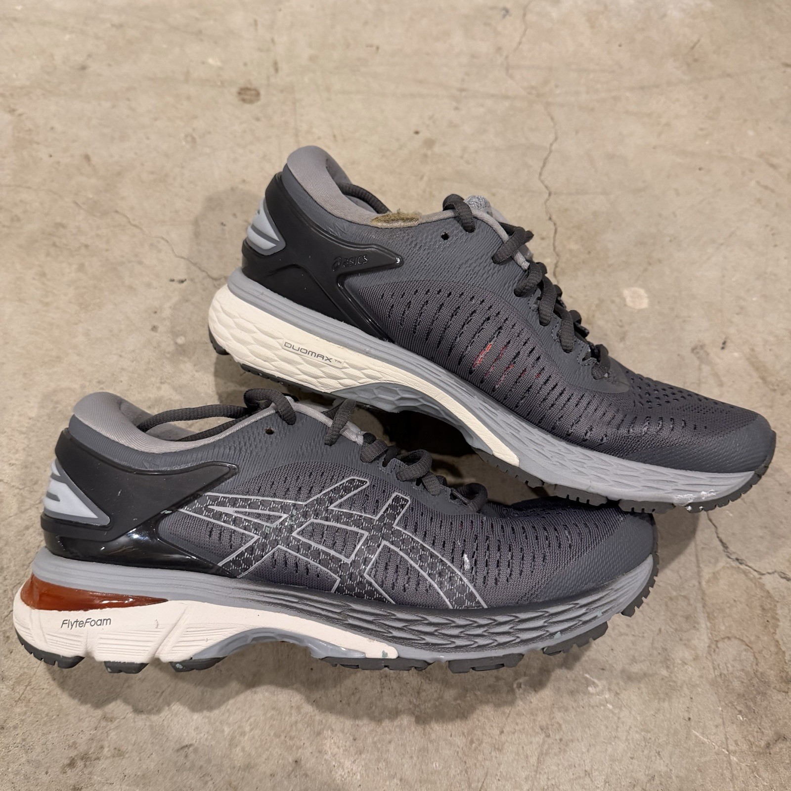 Asics Womens Gel Kayano 25 1012A026 Gray Running Shoes Sneakers Size 7 SMALL RIP