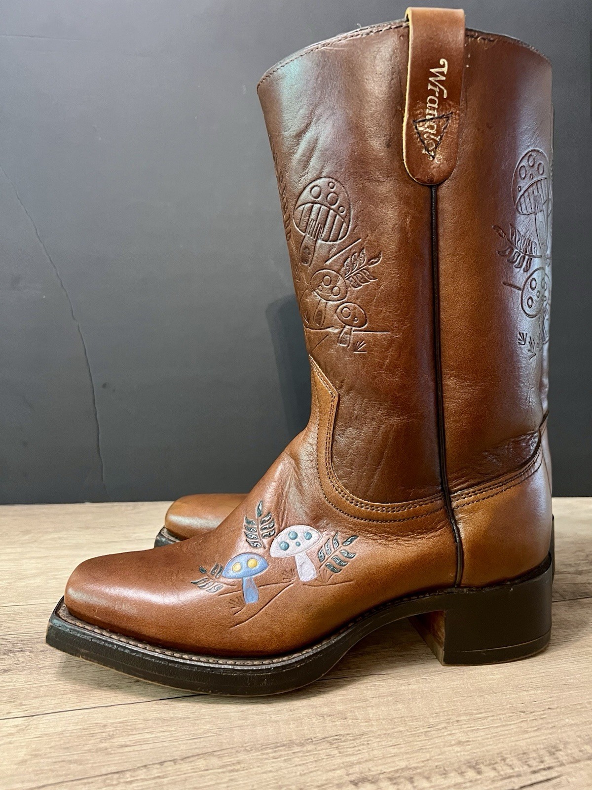 Wrangler Vintage Mushroom Campus Boots Women’s 8 RARE Gold Lettering USA 🍄