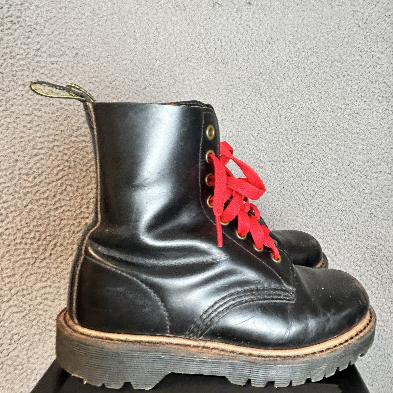 Dr. Martens 1460 Pascal Virginia Leather Boots for Women Red laces Size US 5
