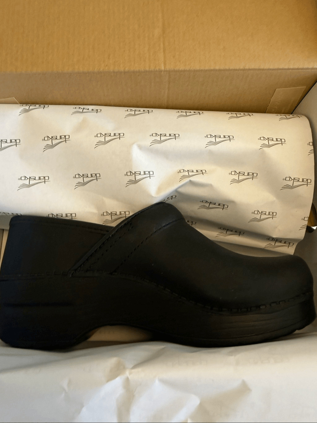 NEW Dansko Professional Clog in Oiled Black Leather NIB Boho, Country Chic
