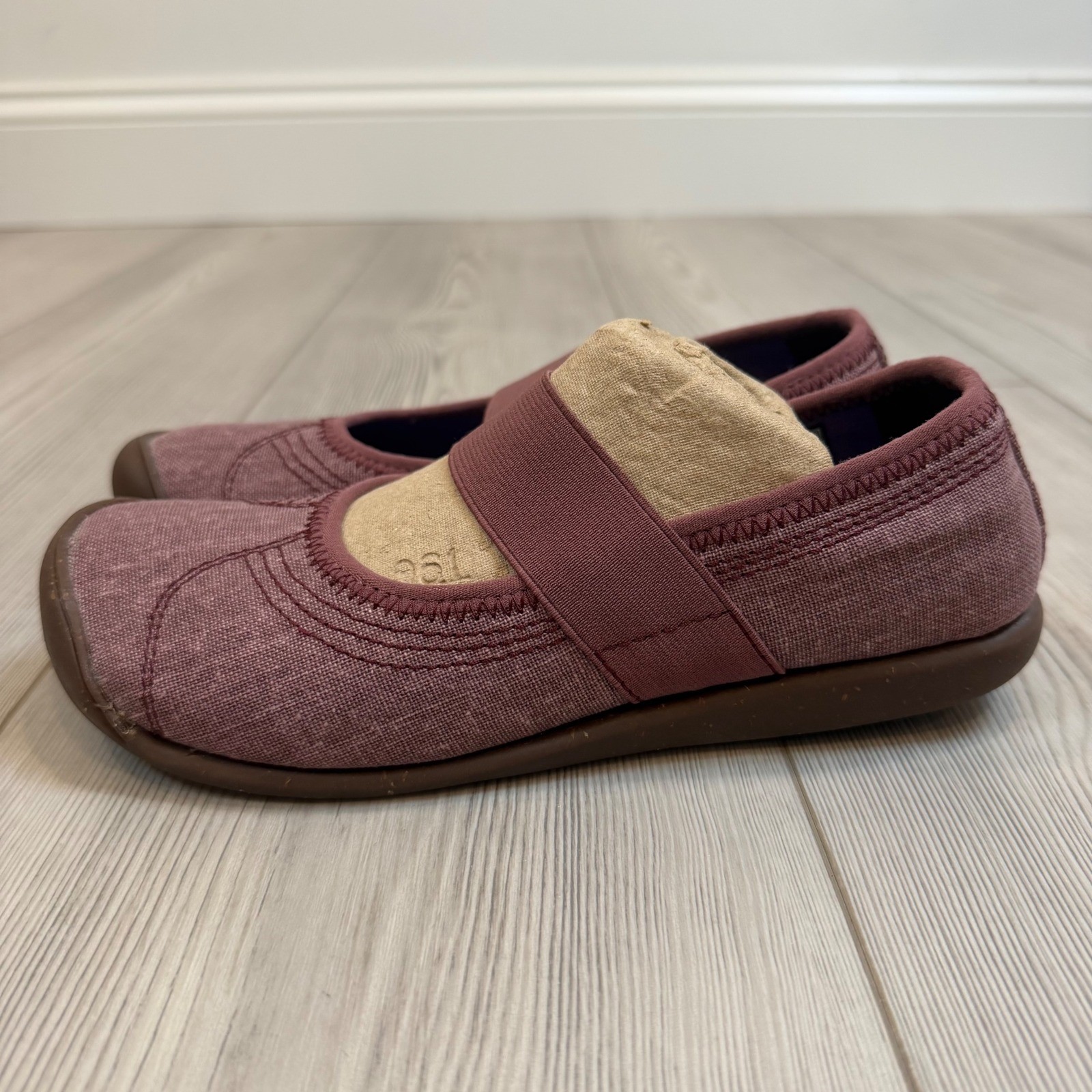 Keen Sienna MJ Canvas Mary Jane Flats Tawny Port Burgundy Womens 7 1010220 NEW