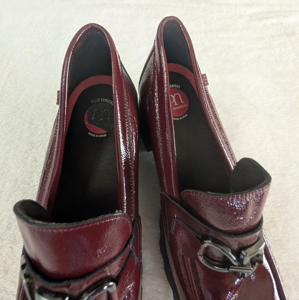 Pepe Menargues Burgundy Patent Leather Loafers – US 9.5