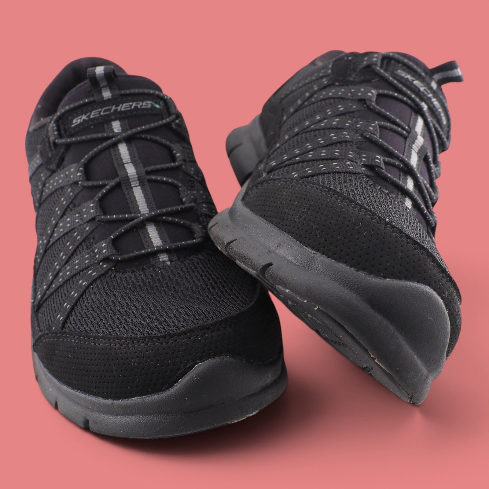 Skechers Womens 22823 BBK Air-Cooled Memory Foam Blk Bungee Slip On Sneakers 8.5
