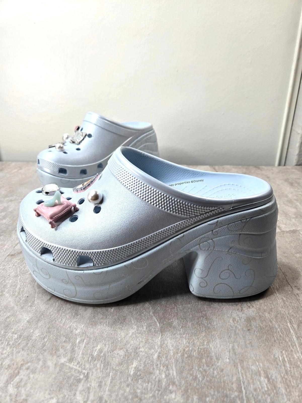 Crocs Disney Cinderella Siren Platform Clog 8 Adults Blue Chunky Shoe Y2K Kawaii