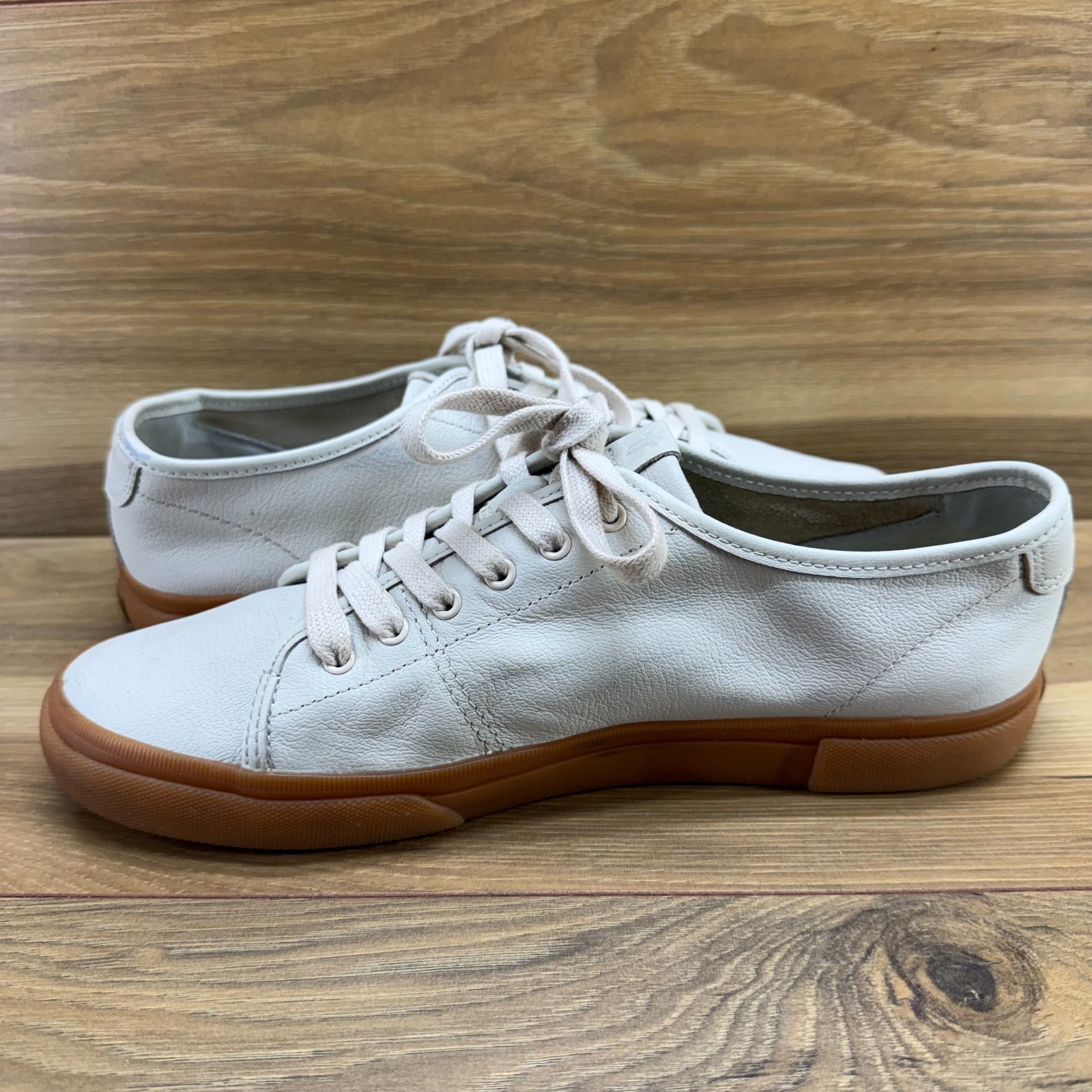 FRYE Gia Low Lace Up Sneakers Womens 9 M Cream Leather Casual Travel Boho Walk