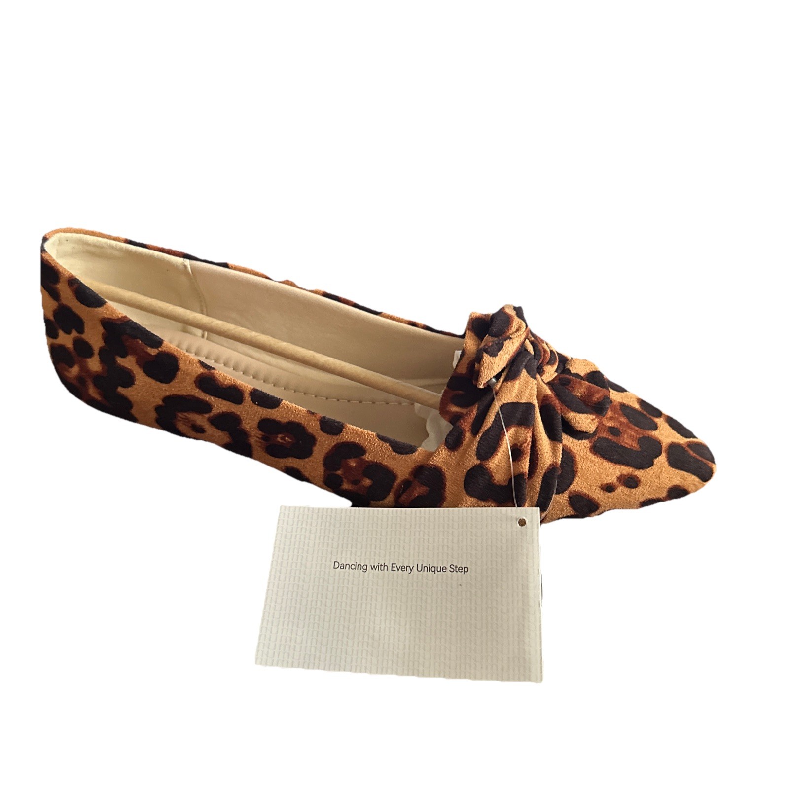 Musshoe Leopard Print Pointed Toe Flats Size 9.5 Chic Slip On Loafers Shoes