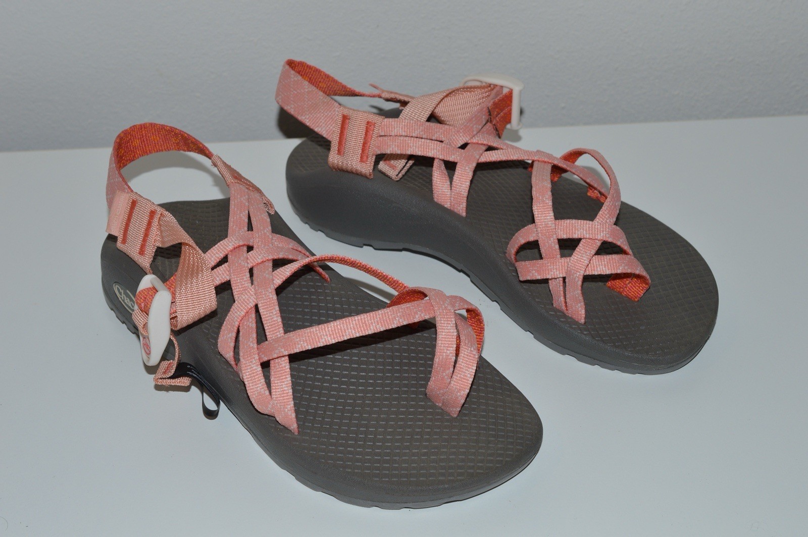 Chaco Sandals Womens 8 Z/Cloud X2 Strappy Orange Buckle Casual Toe-Loop J107228