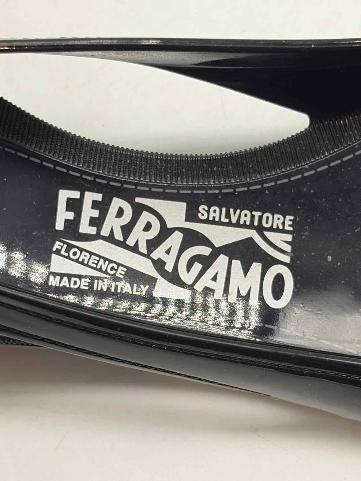 Salvatore Ferragamo Black Size 8 Ballet Flats
