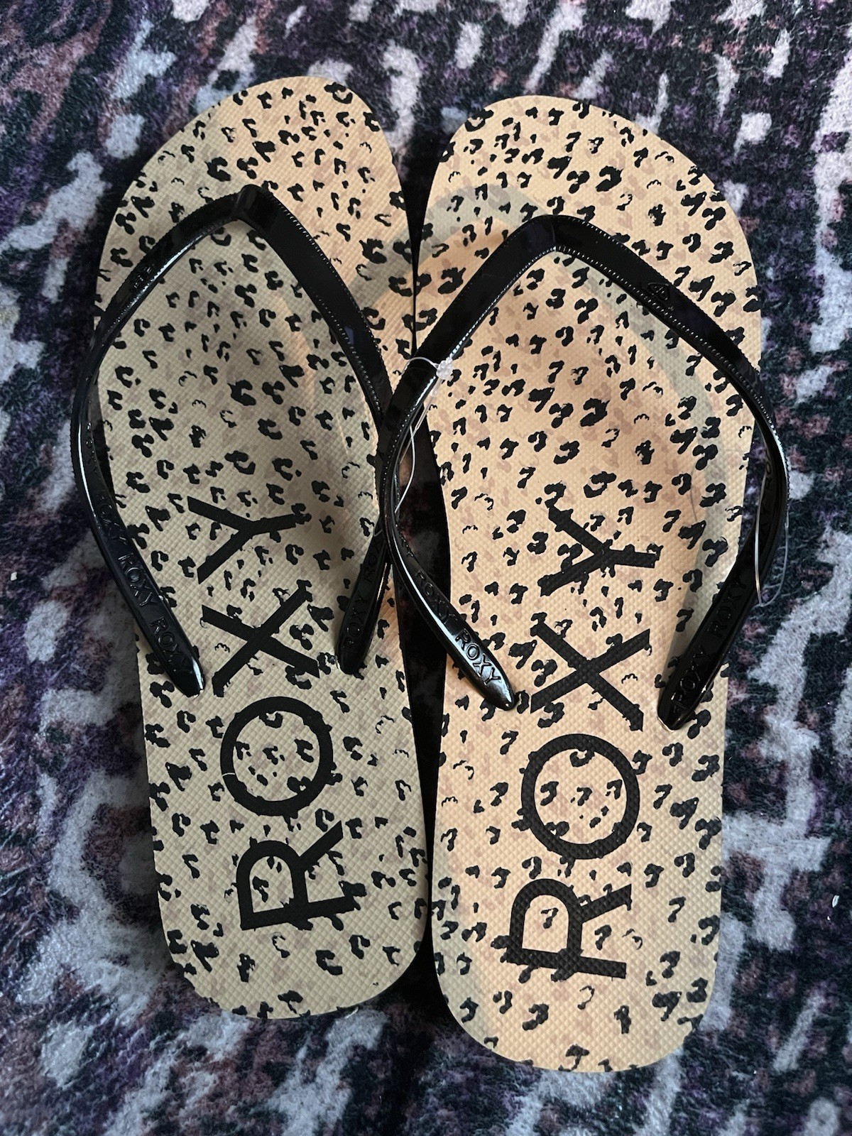 Roxy Women’s Flip Flop Sandals Animal Print Black/Tan Slip-On Rubber US 10/11