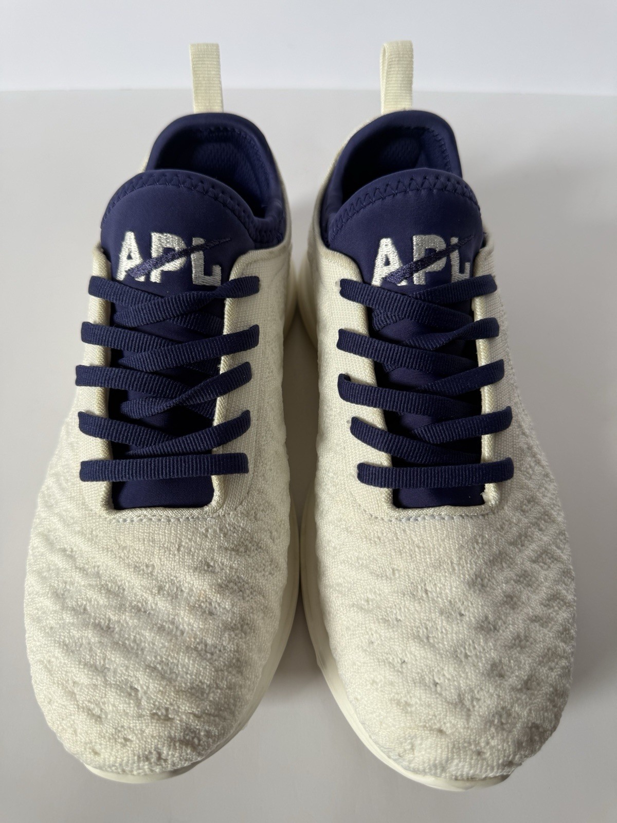 APL Techloom Phantom Knit White Blue Running Walking Shoes Women’s 7